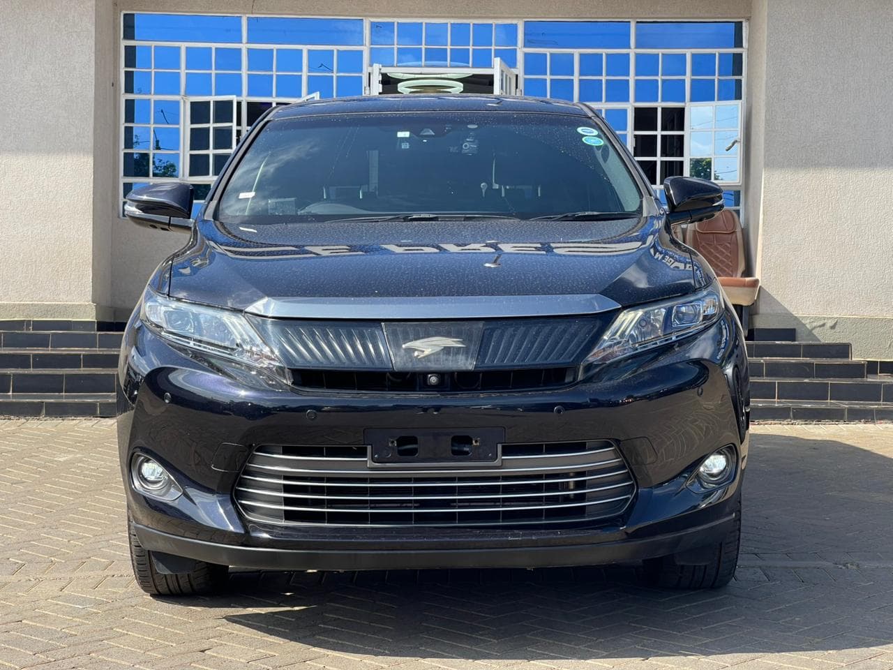 Image of Toyota Harrier Hybrid YOM - 2016