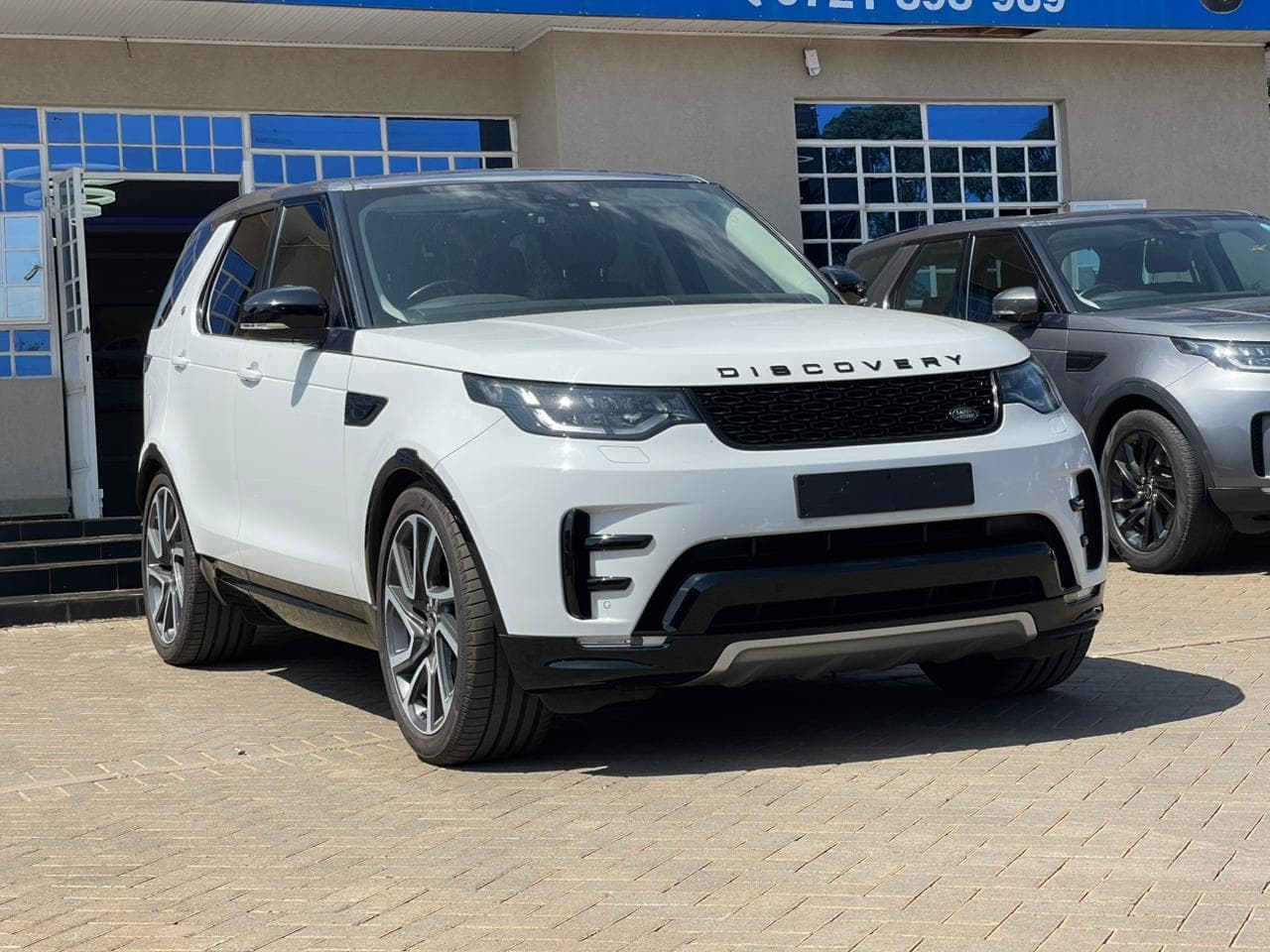 Image of LANDROVER DISCOVERY V HSE YOM - 2018