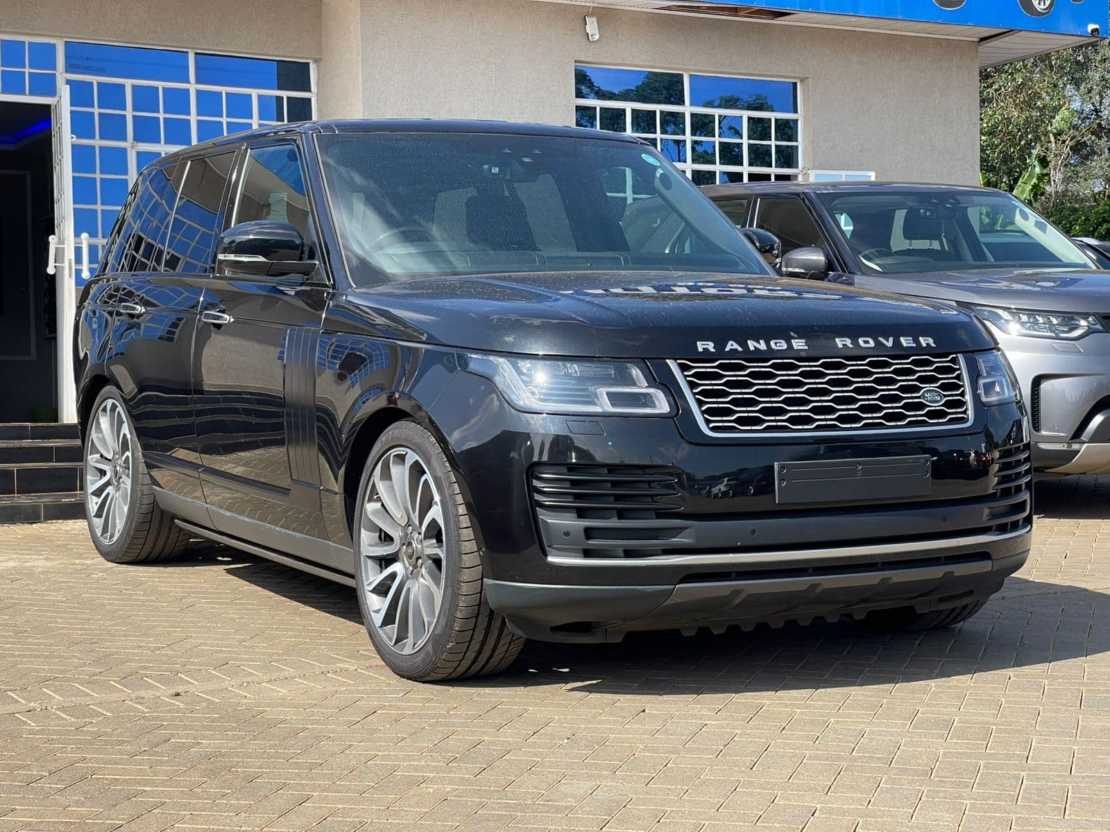 Image of Range Rover Vogue  YOM - 2018