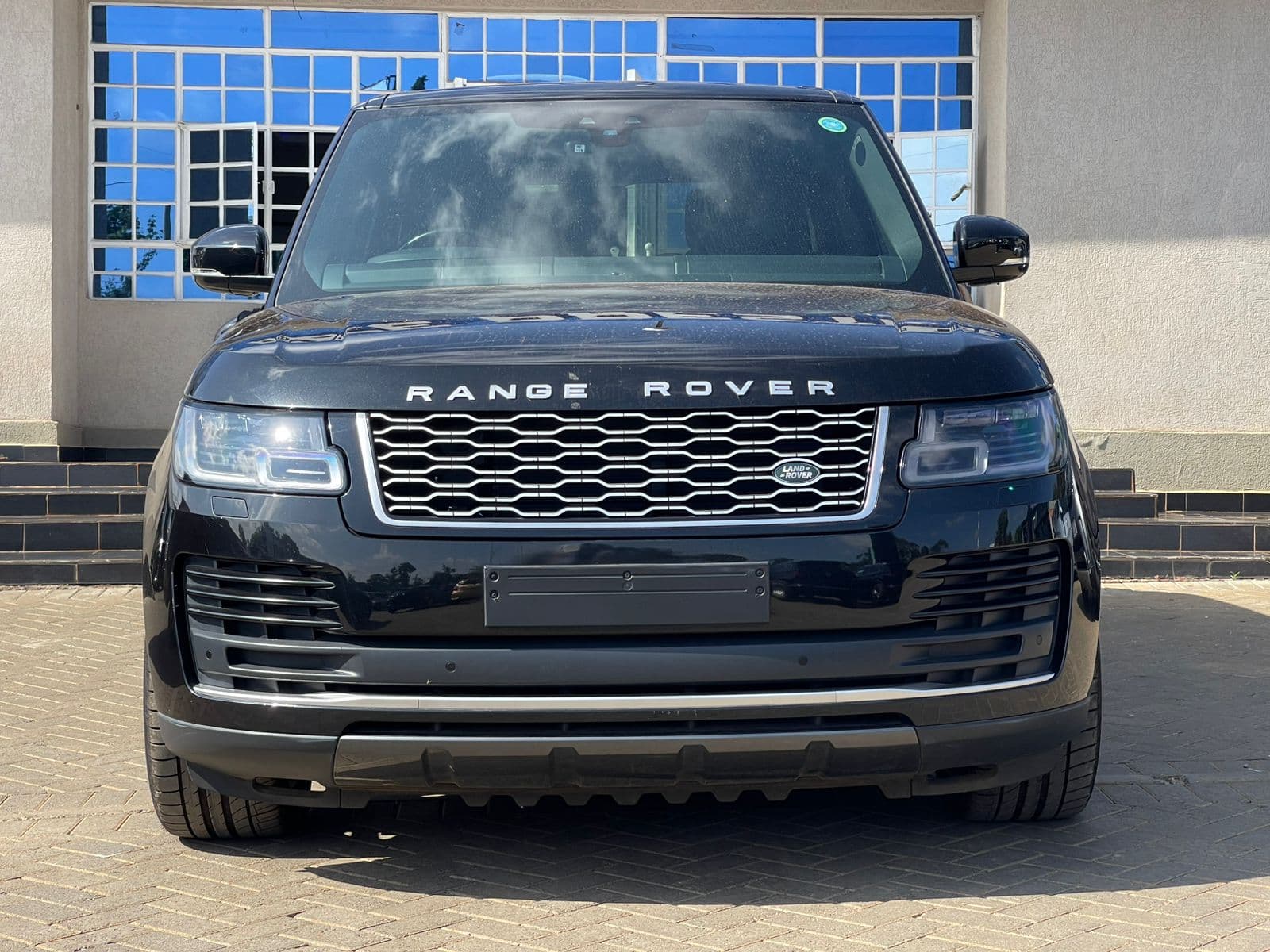 Image of Range Rover Vogue  YOM - 2018