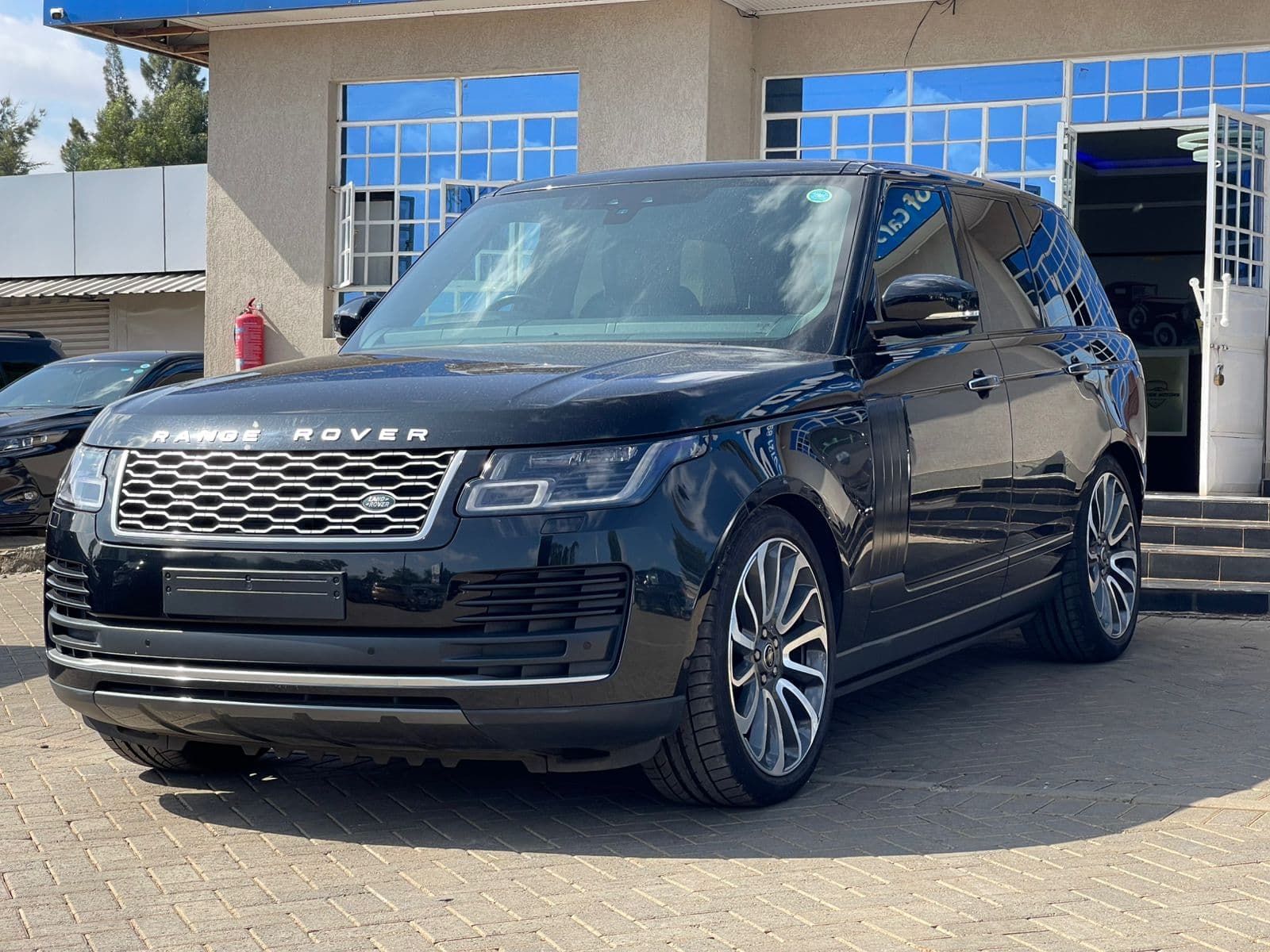 Image of Range Rover Vogue  YOM - 2018