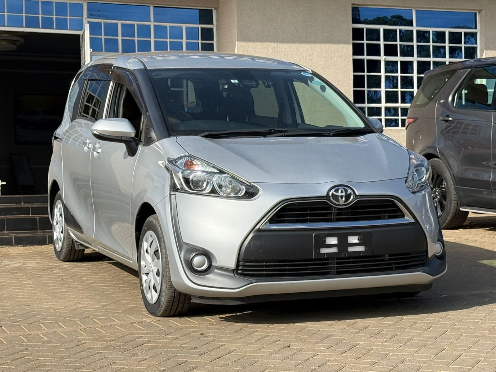 Image of Toyota Sienta YOM - 2017