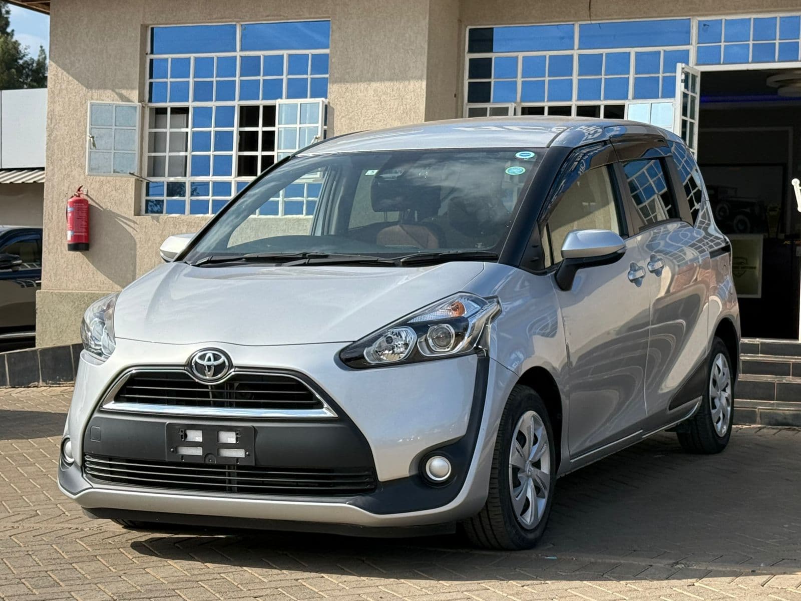 Image of Toyota Sienta YOM - 2017