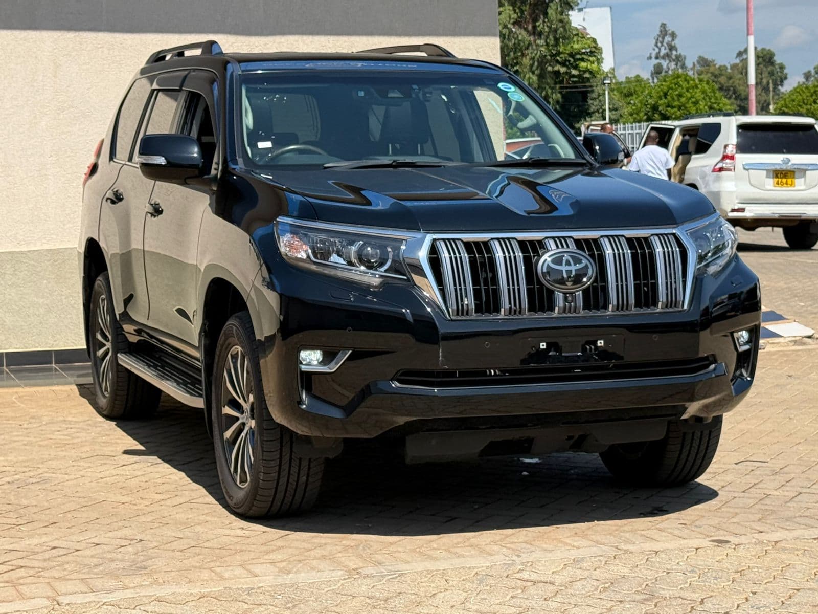 Image of Toyota Prado TZG YOM - 2017