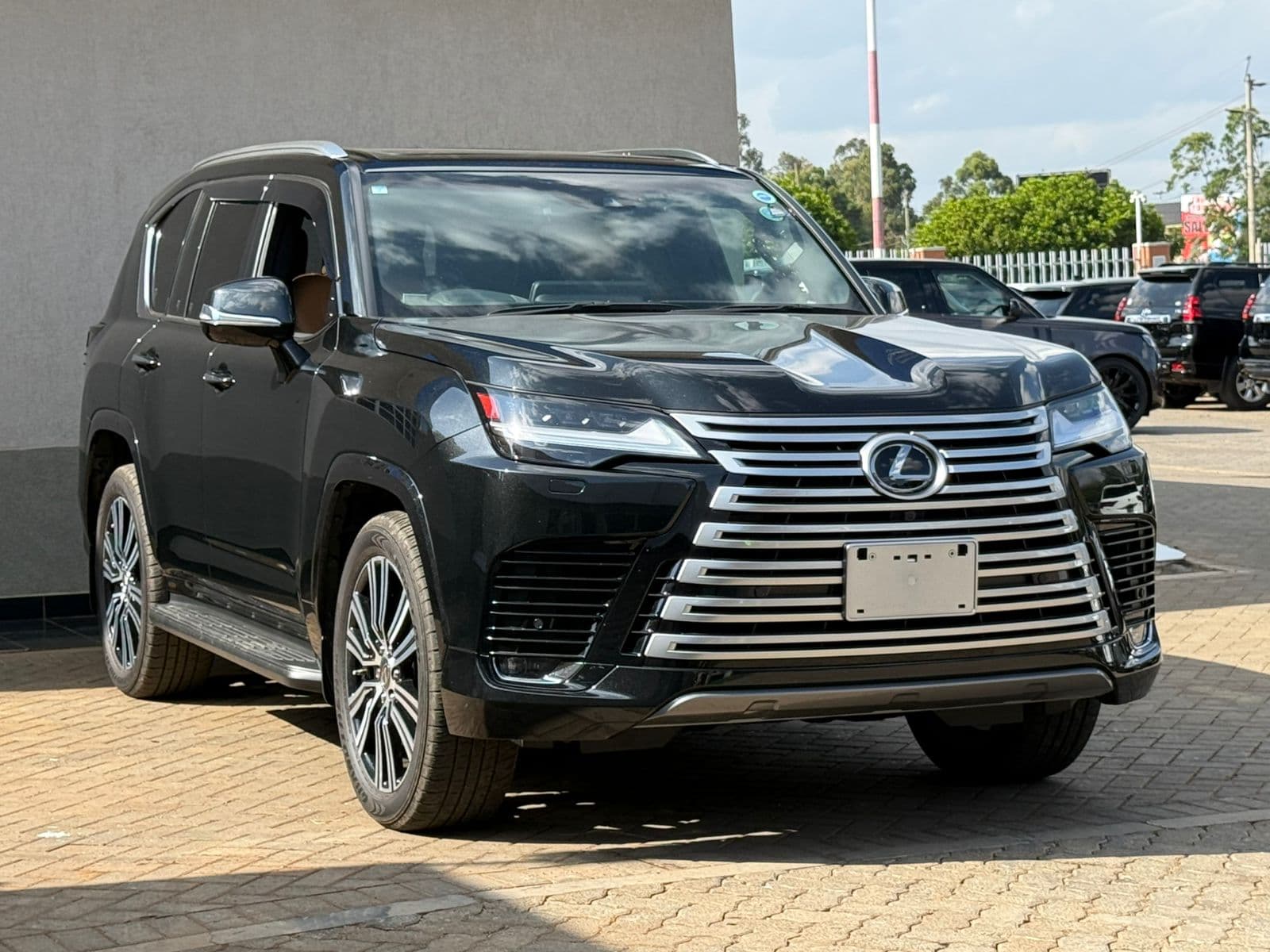 Image of Lexus LX600 YOM - 2023