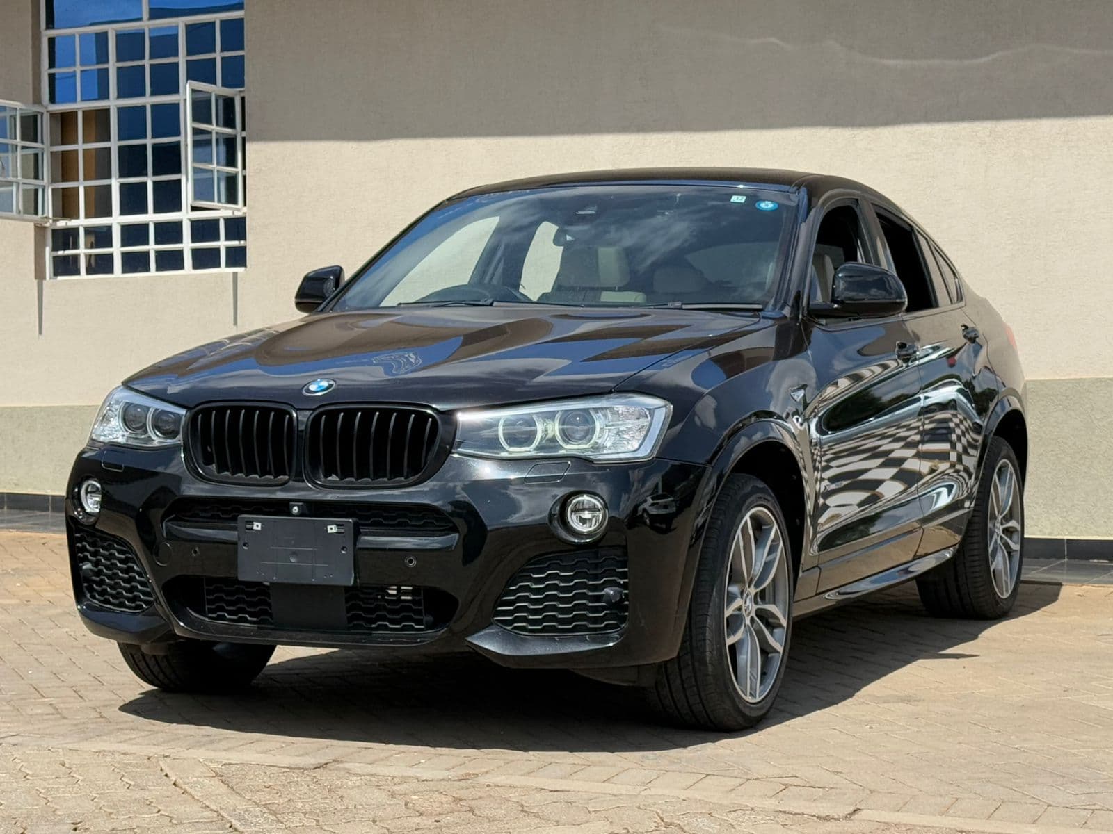 Image of BMW X4 Sunroof YOM - 2017