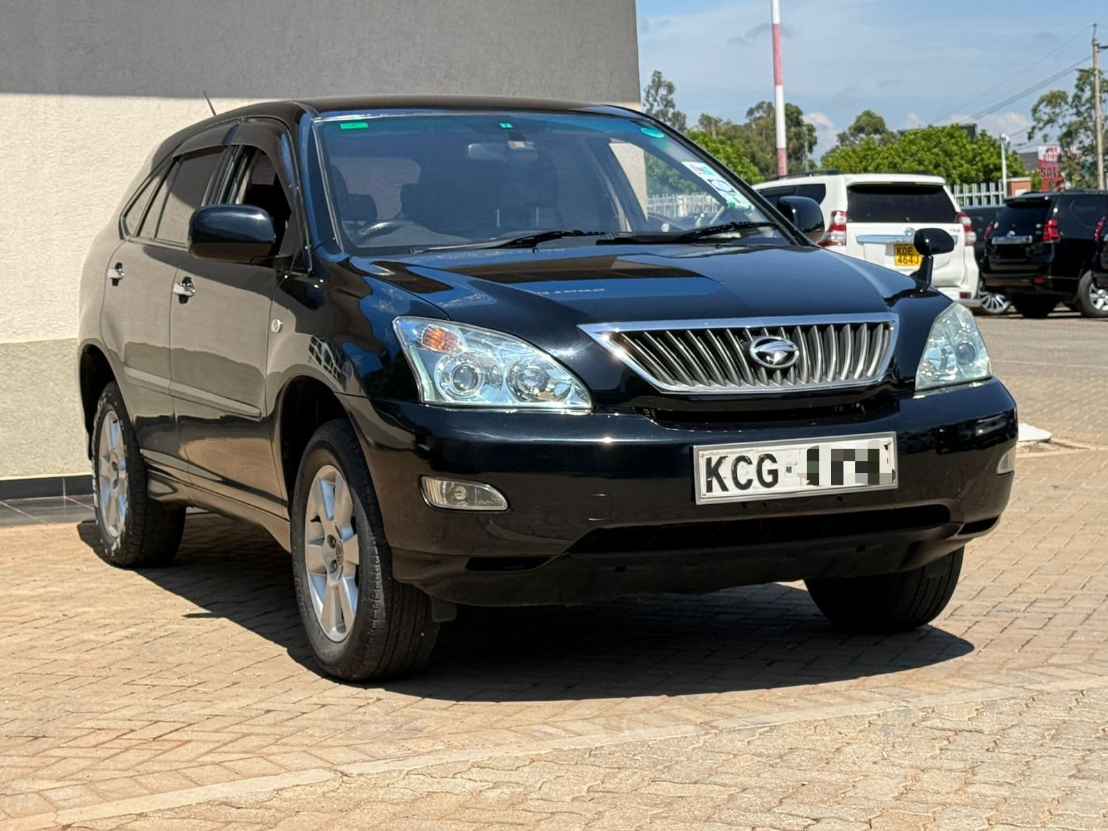 Image of Toyota Harrier YOM - 2008