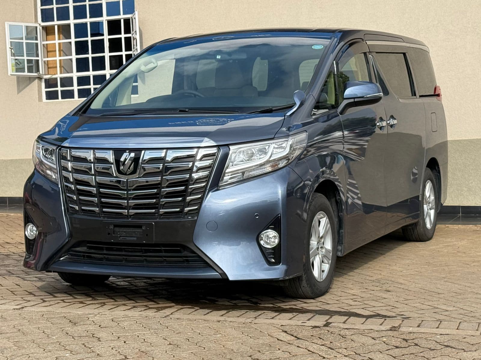 Image of Toyota Alphard YOM - 2017