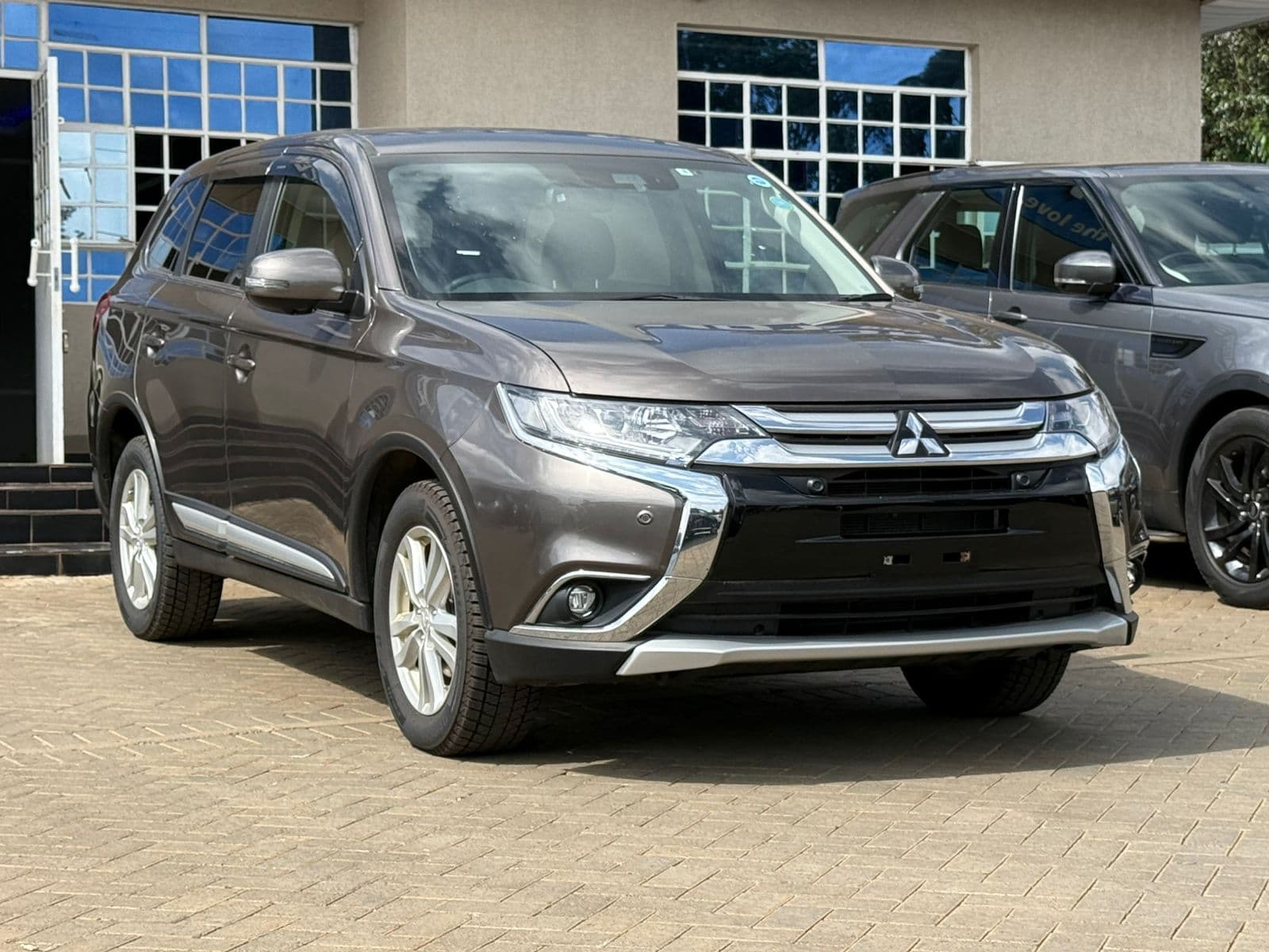 Image of Mitsubishi Outlander YOM - 2017