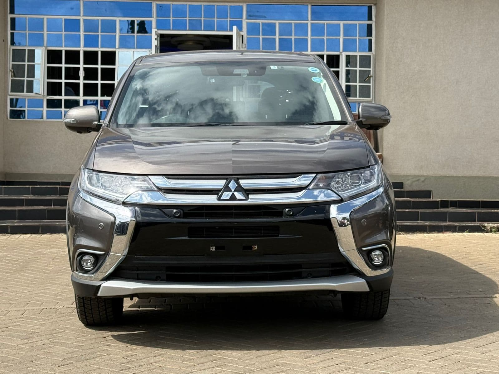 Image of Mitsubishi Outlander YOM - 2017