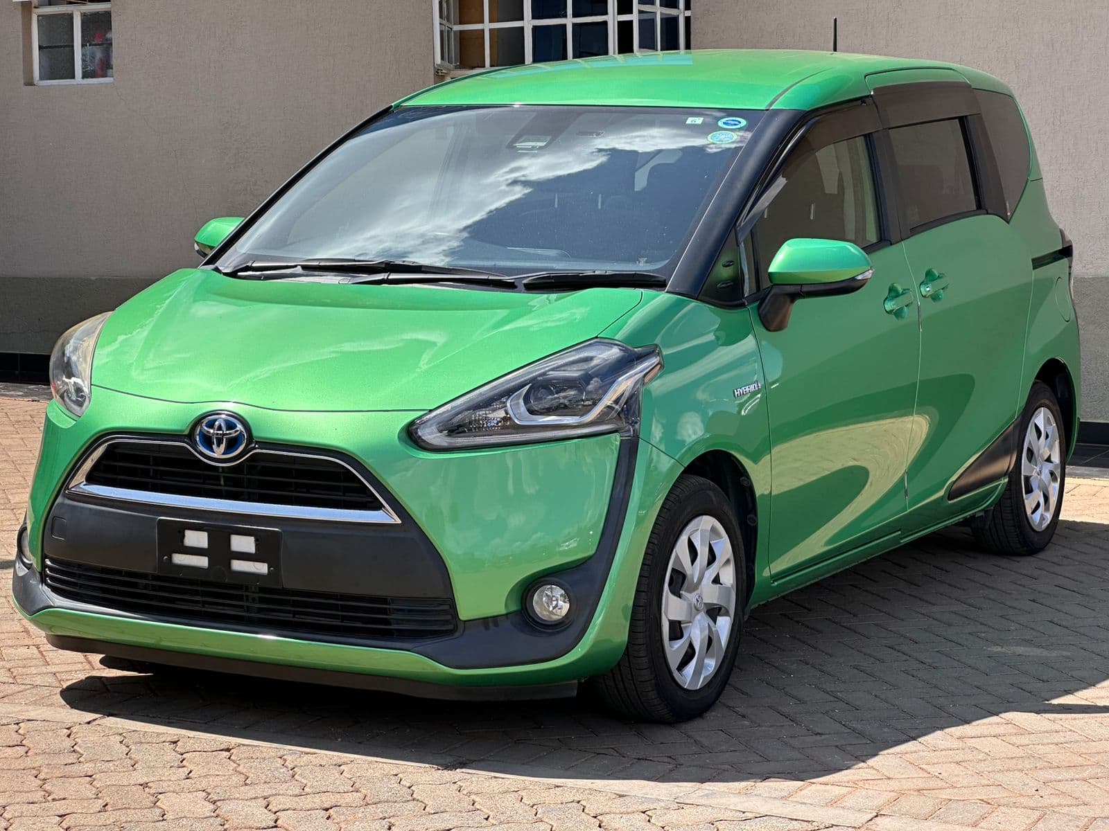 Image of Toyota Sienta Hybrid YOM - 2017