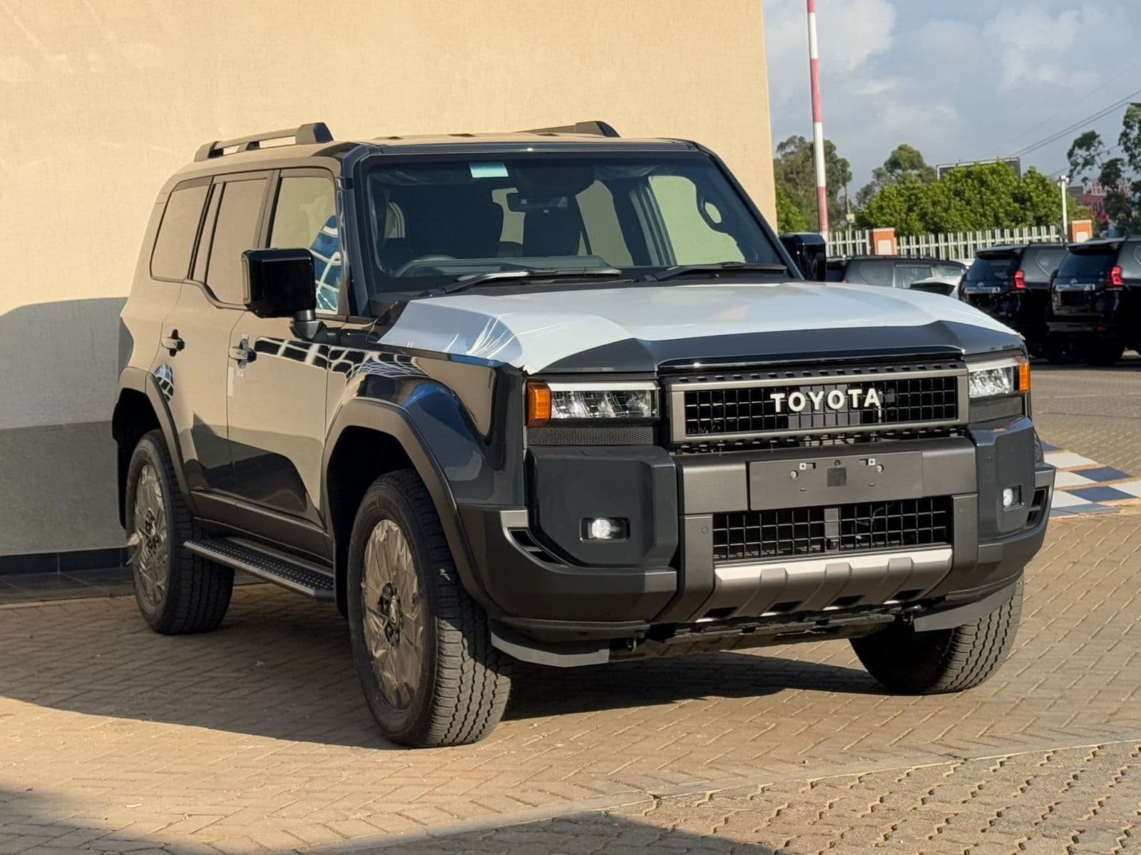 Image of Toyota LandCruiser Prado J250 YOM - 2024