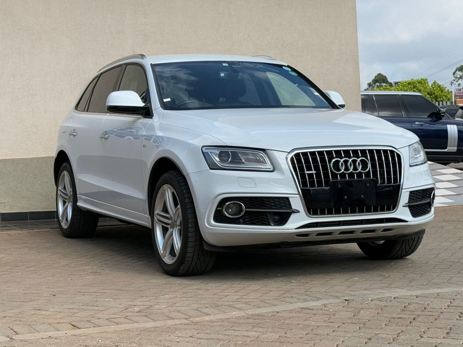 Image of Audi Q5 S-Line YOM - 2017