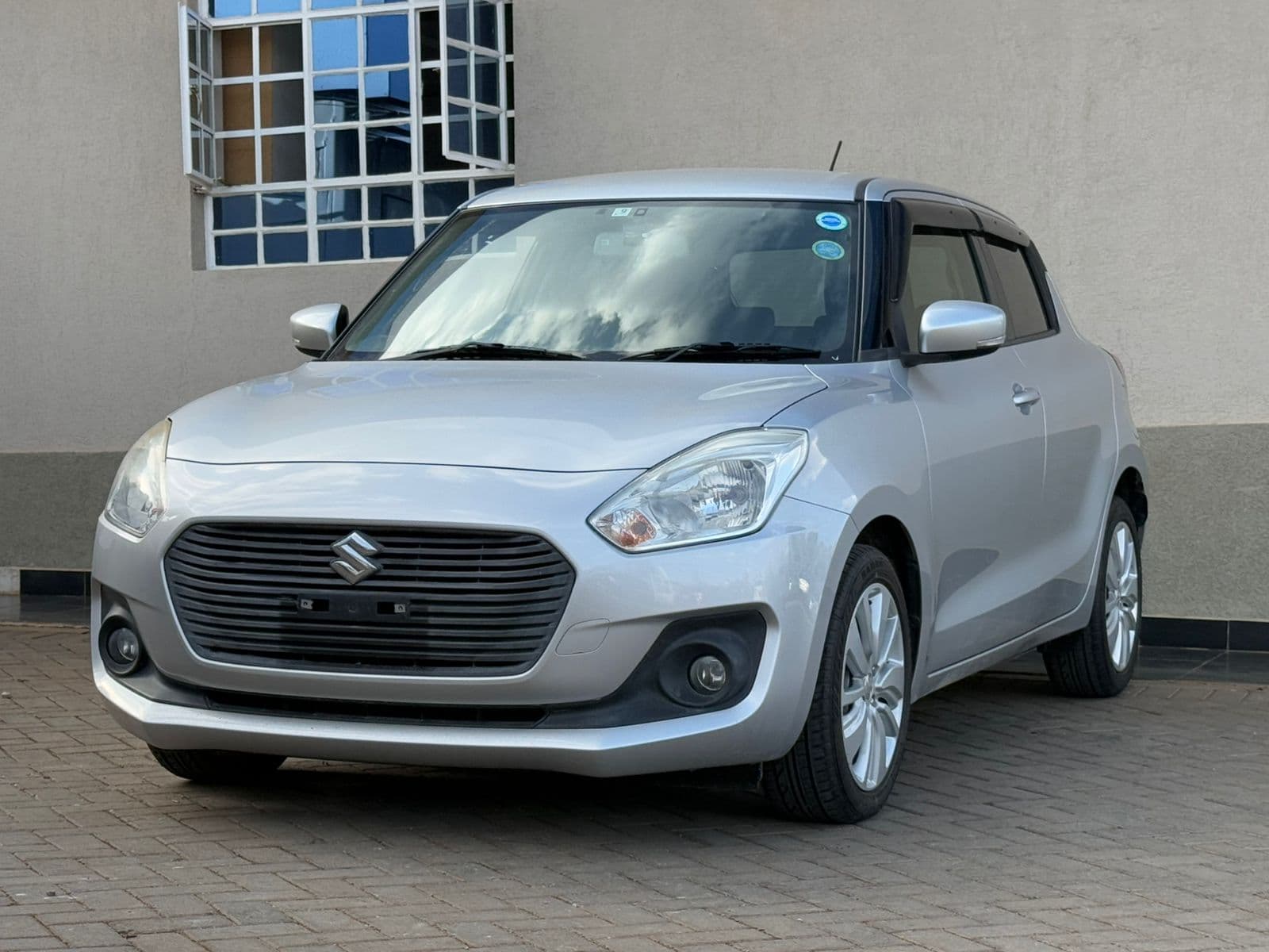 Image of Suzuki Swift YOM - 2017