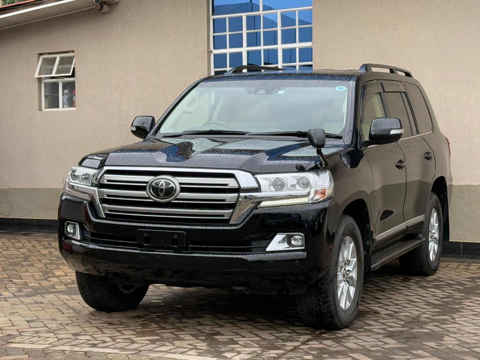 Image of Toyota Land Cruiser ZX V8 YOM - 2017