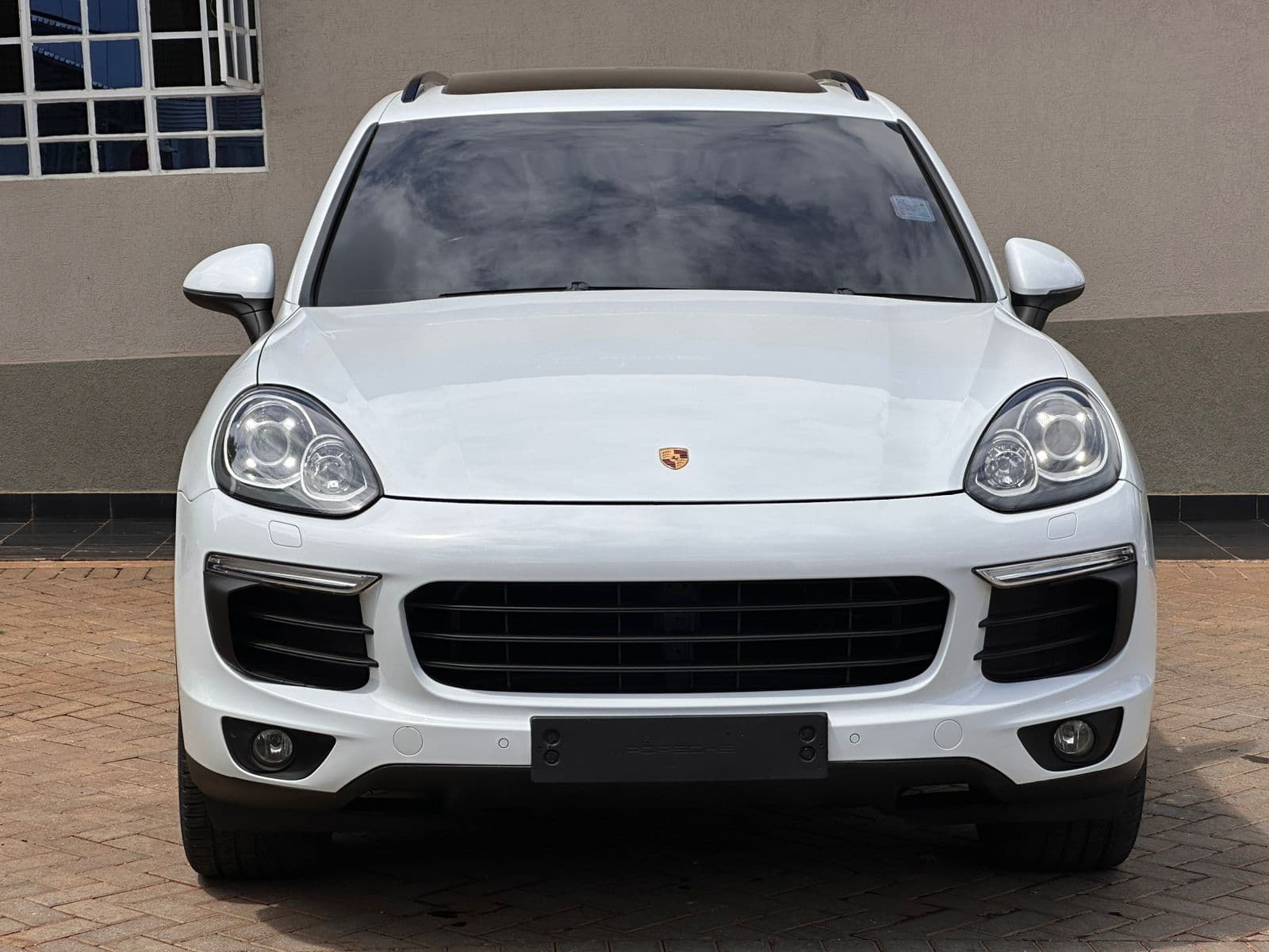 Image of Porsche Cayenne YOM - 2016