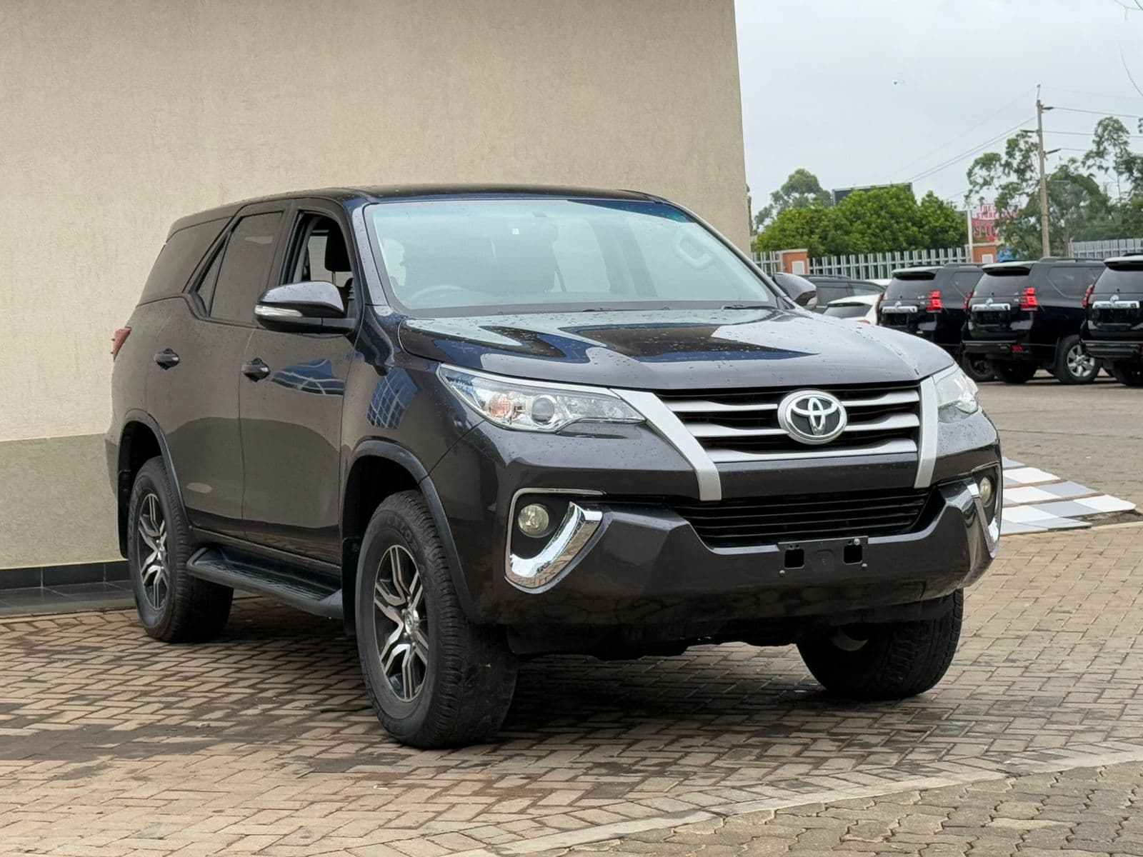 Image of Toyota Fortuner YOM - 2015