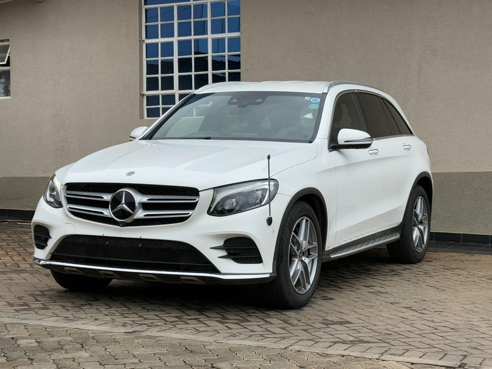 Image of Mercedes Benz GLC 250 YOM - 2017