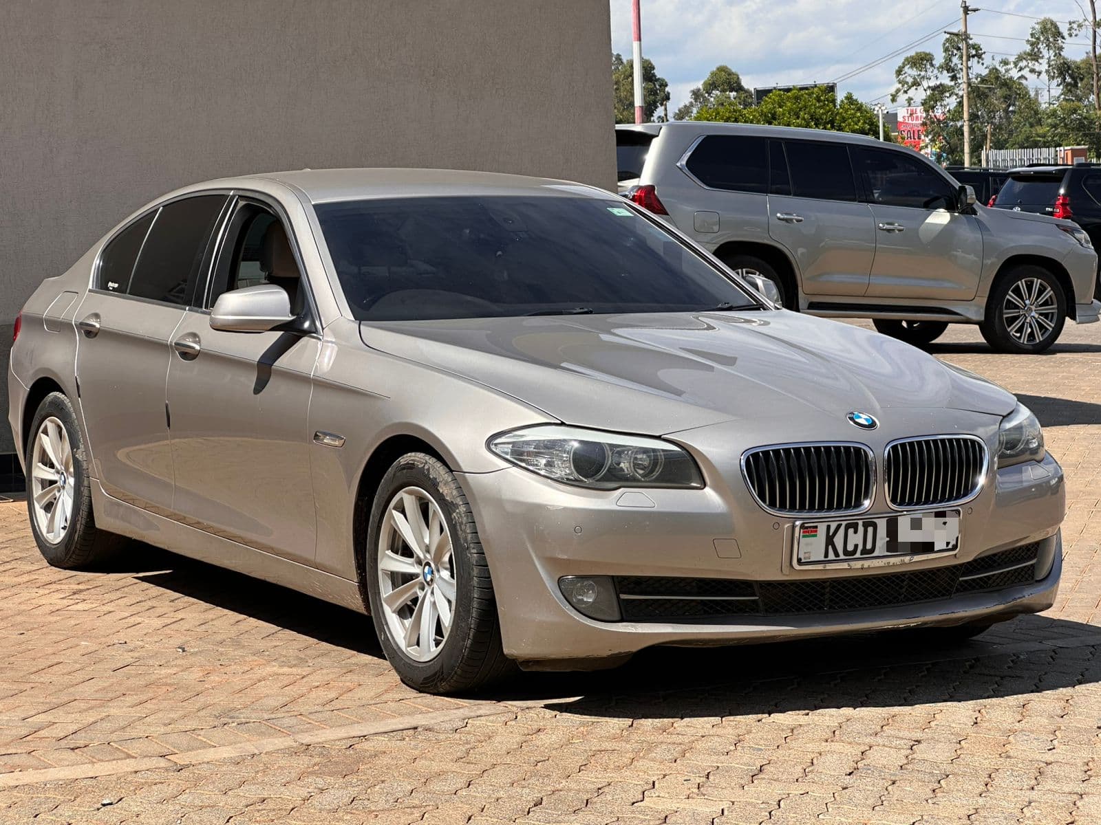 Image of BMW 528i YOM - 2010