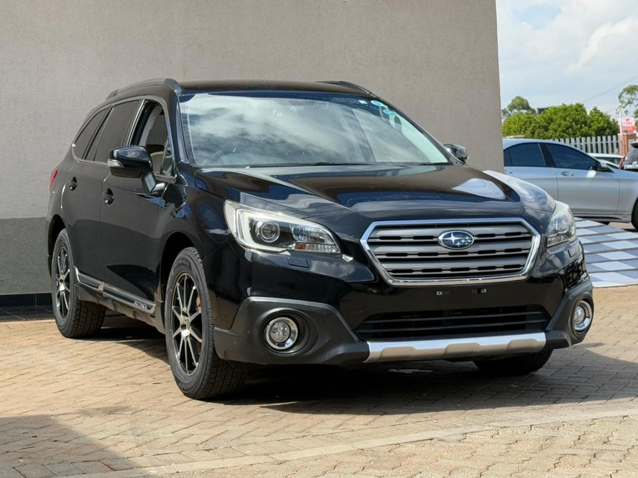 Image of Subaru Outback YOM - 2016