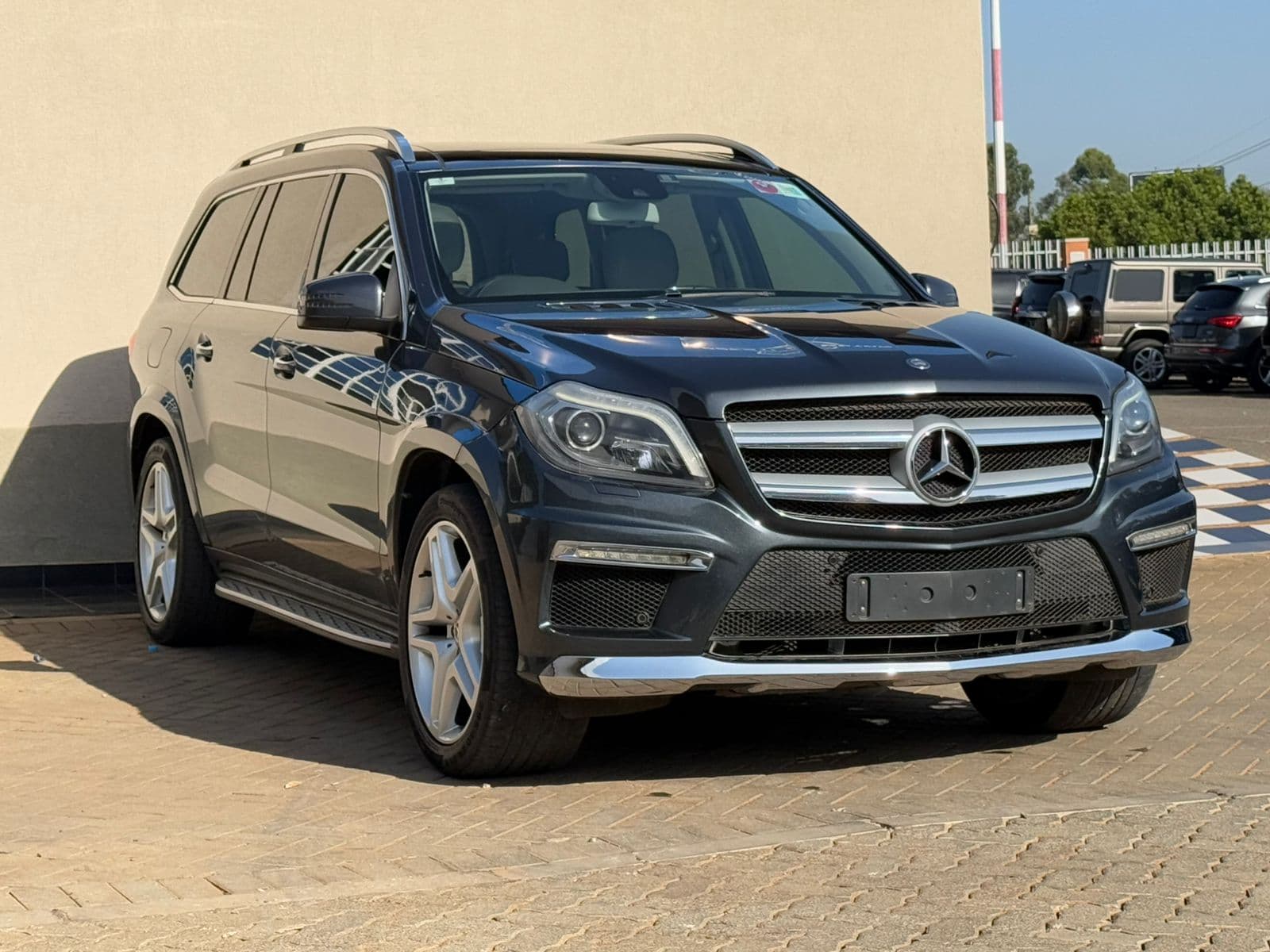 Image of Mercedes-Benz GL550 YOM - 2014