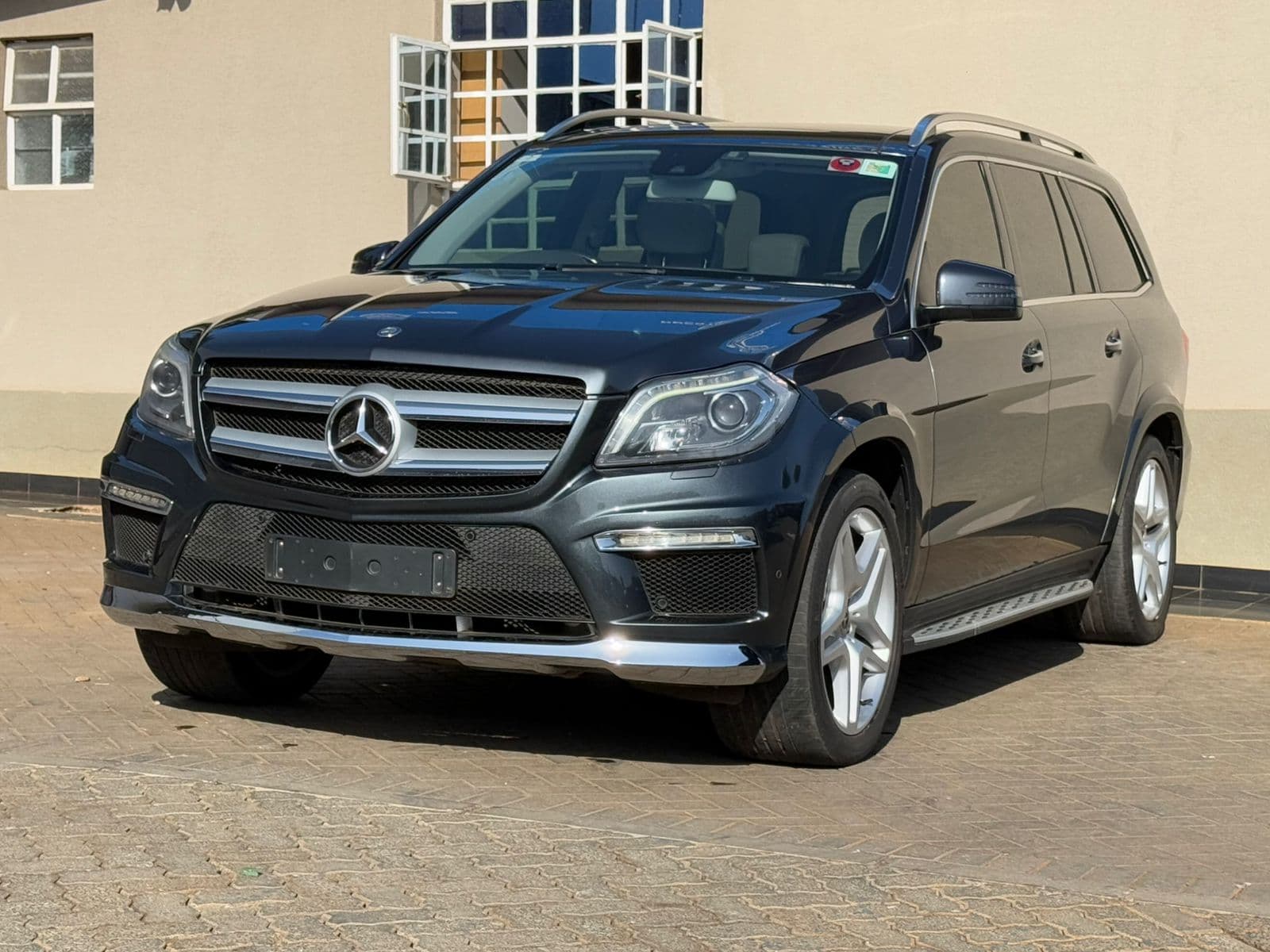 Image of Mercedes-Benz GL550 YOM - 2014