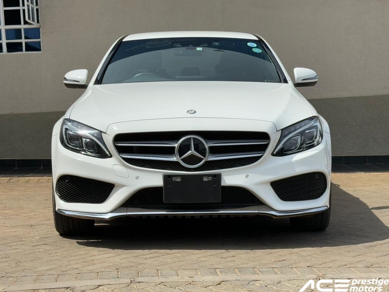 Image of Mercedes-Benz C200 YOM - 2015