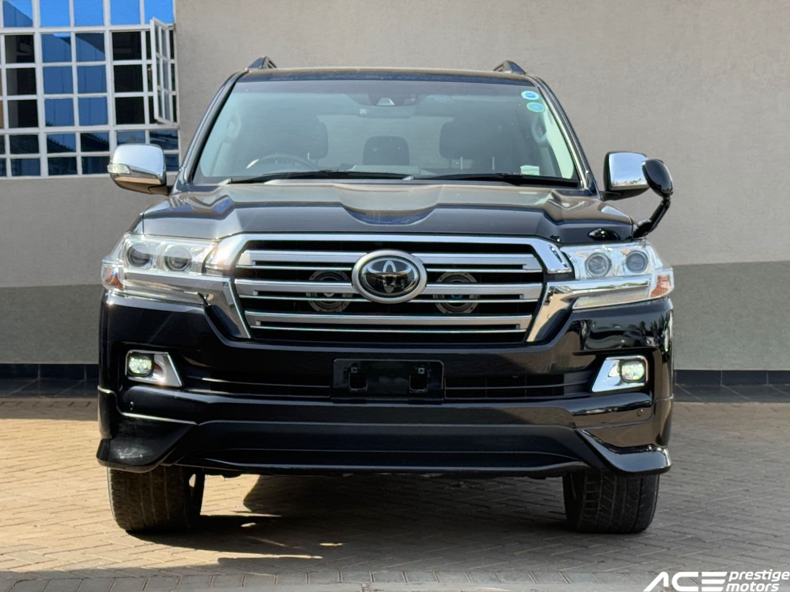 Image of Toyota Land Cruiser LC200 V8 ZX  YOM - 2017