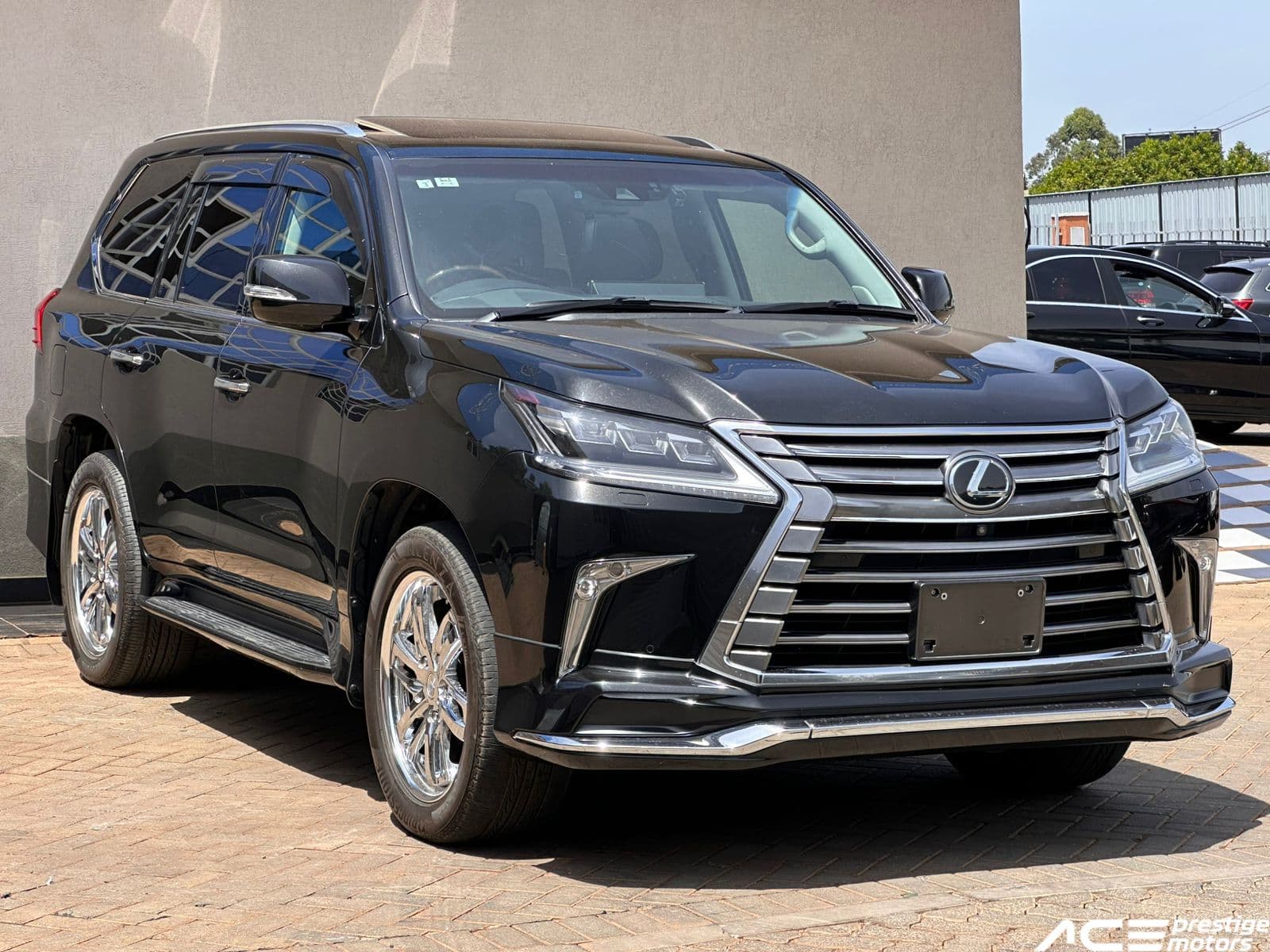 Image of Lexus LX570 YOM - 2017