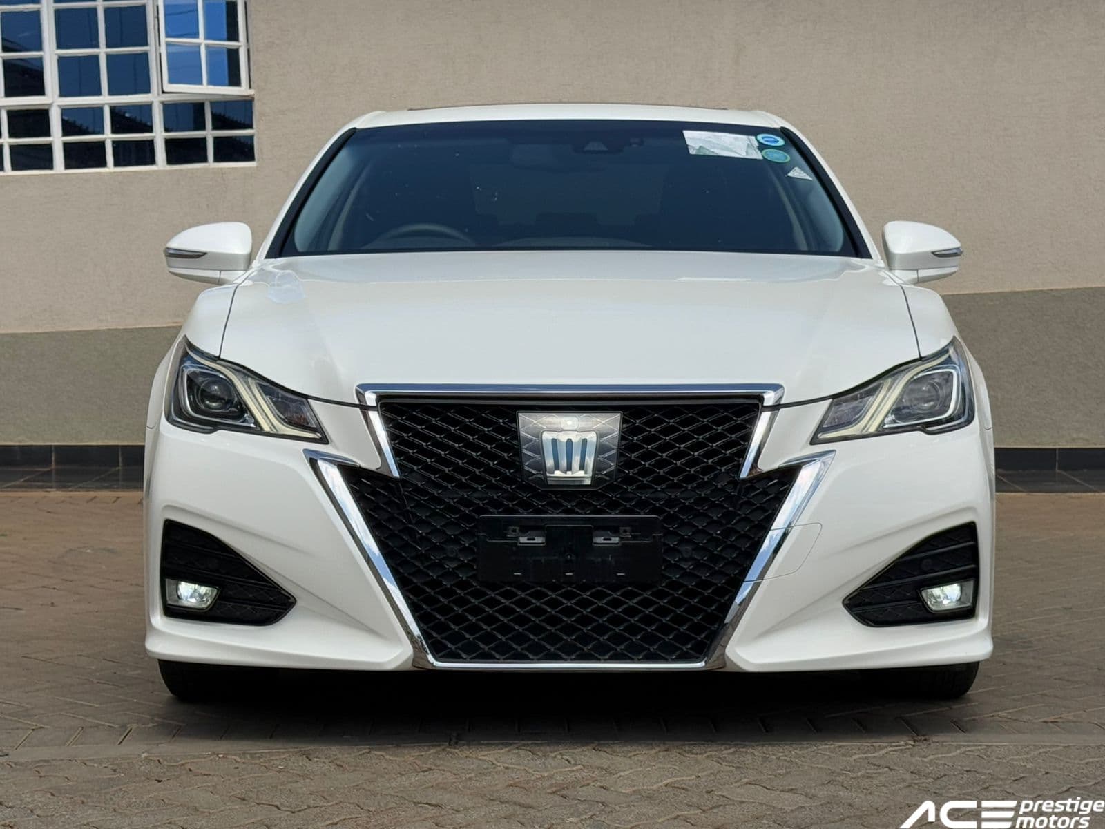 Image of Toyota Crown Athlete Hybrid/Sunroof YOM - 2017