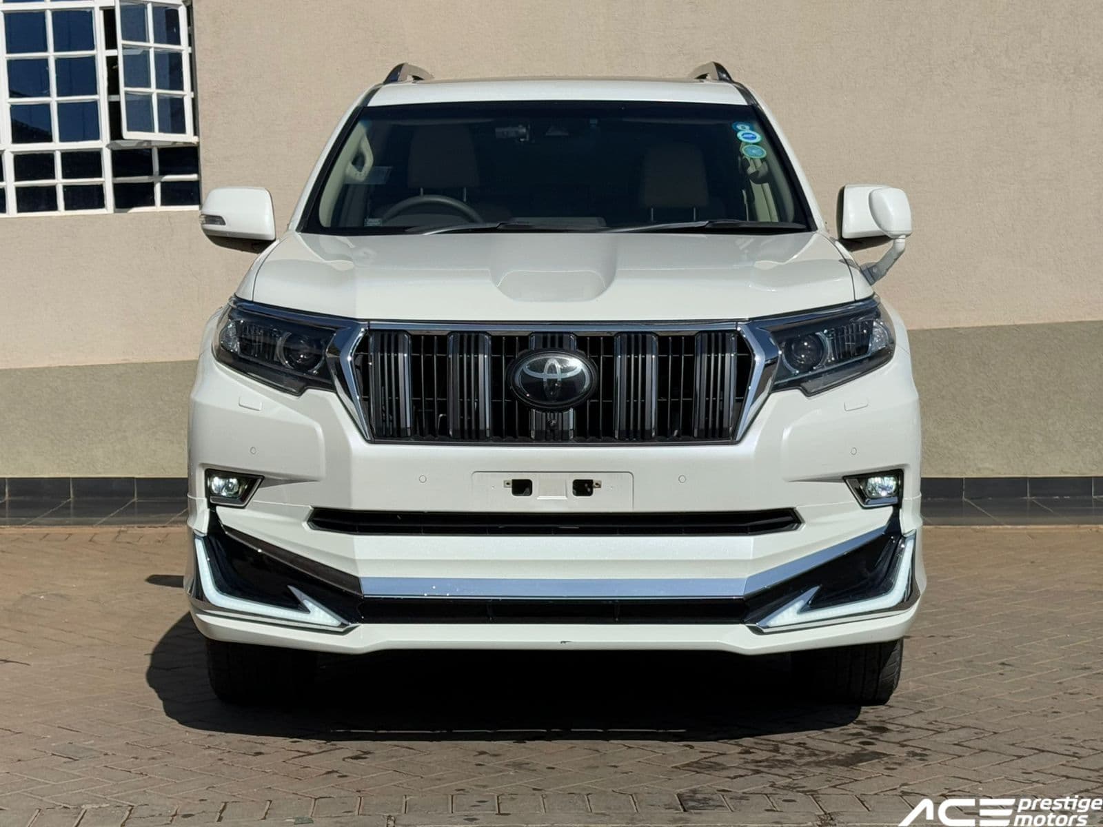 Image of Toyota Prado TX YOM - 2018