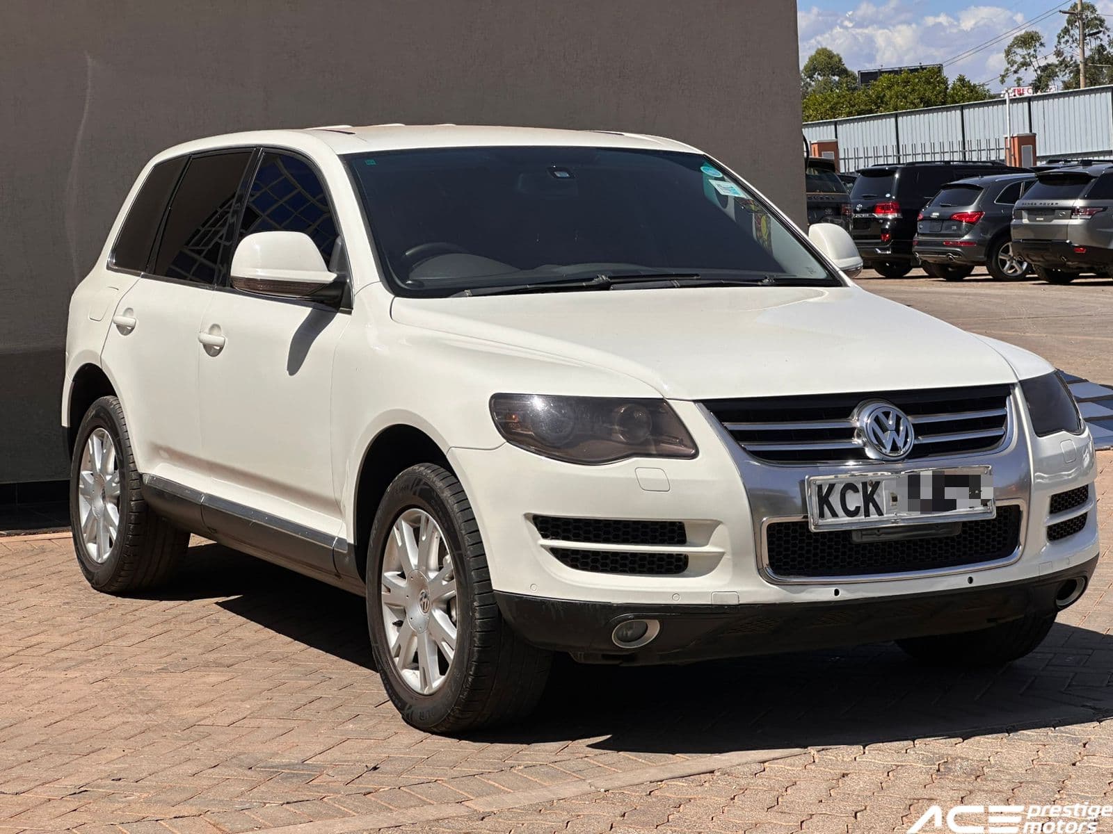 Image of Volkswagen Touareg YOM - 2009