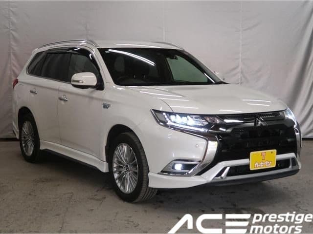 Image of Mitsubishi Outlander PHEV G Premium  YOM - 2018