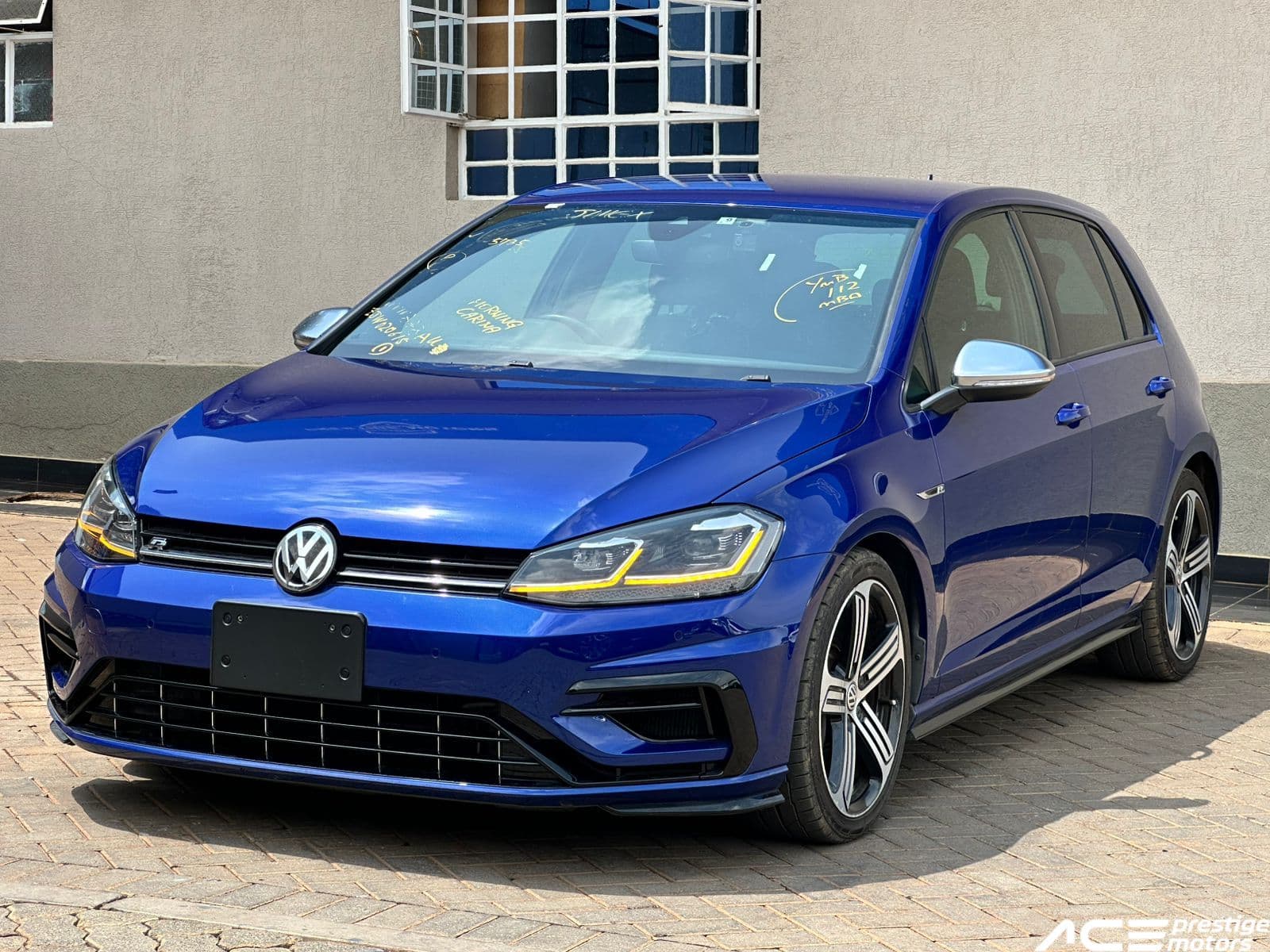 Image of Volkswagen Golf R  YOM - 2017