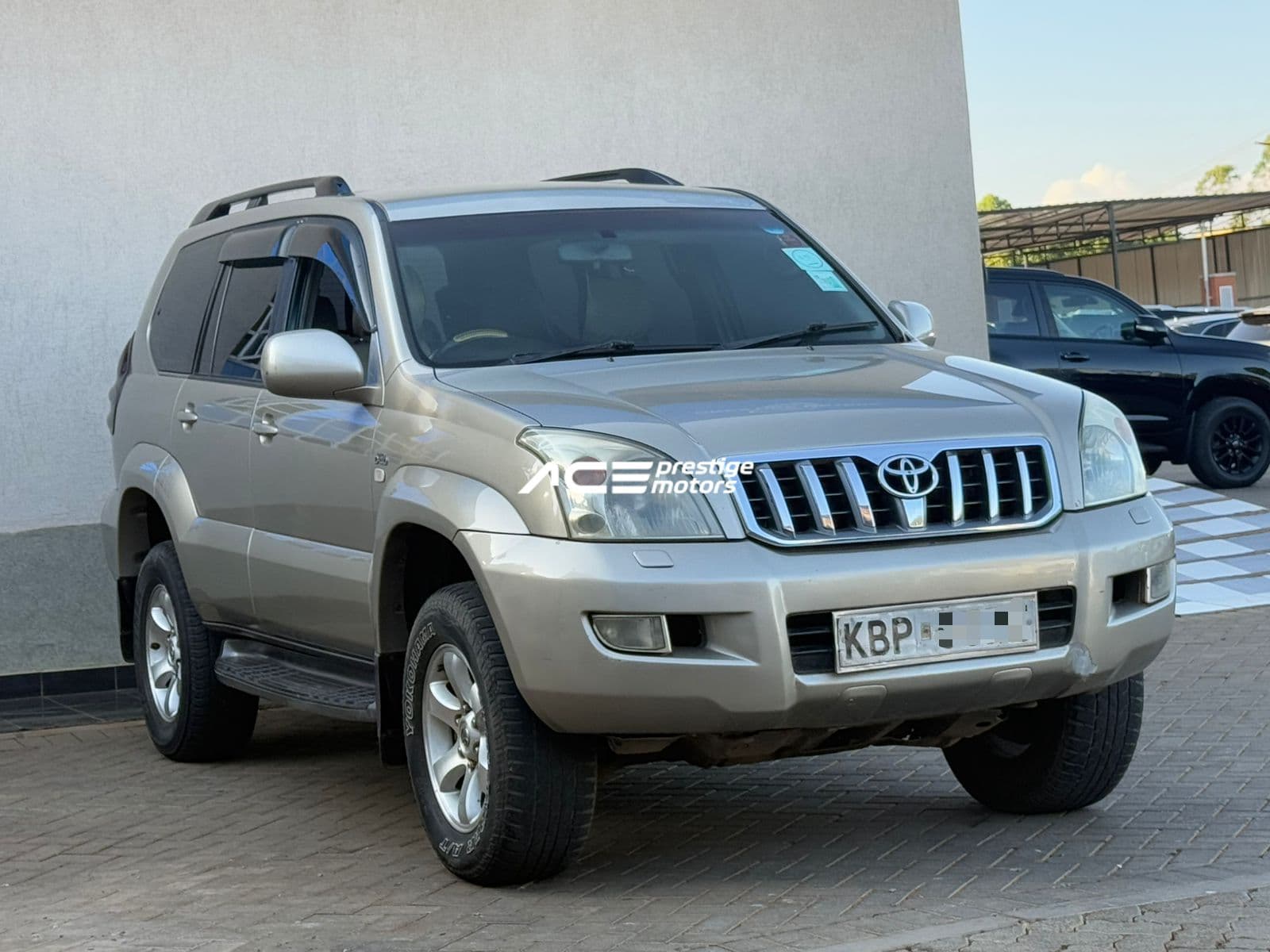 Image of Toyota Land Cruiser Prado J120 YOM - 2006