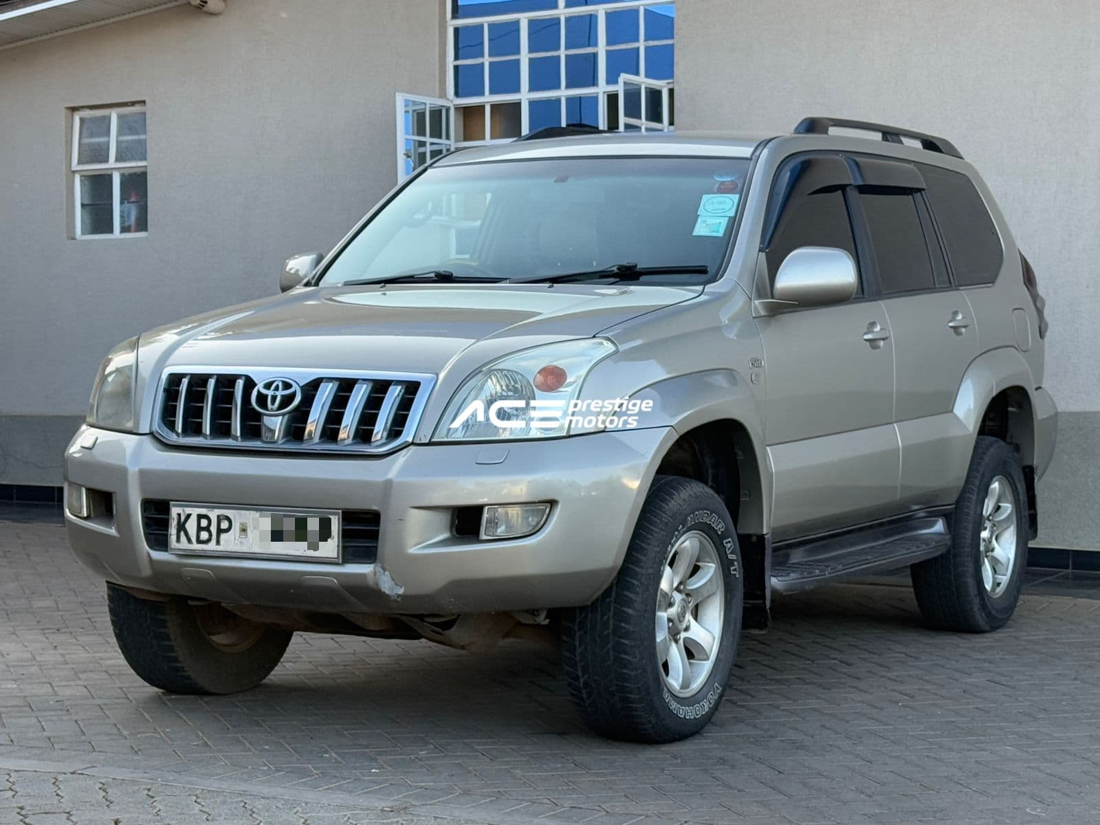 Image of Toyota Land Cruiser Prado J120 YOM - 2006