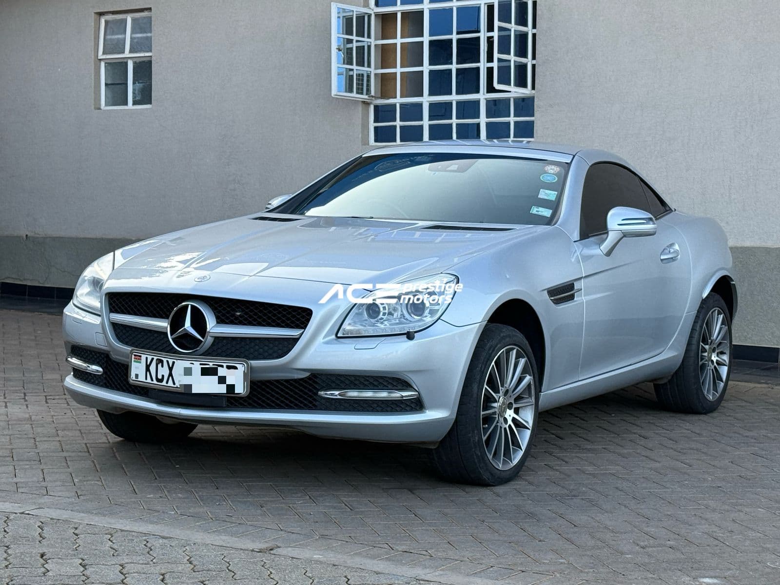 Image of Mercedes SLK200 Cabriolet YOM - 2011