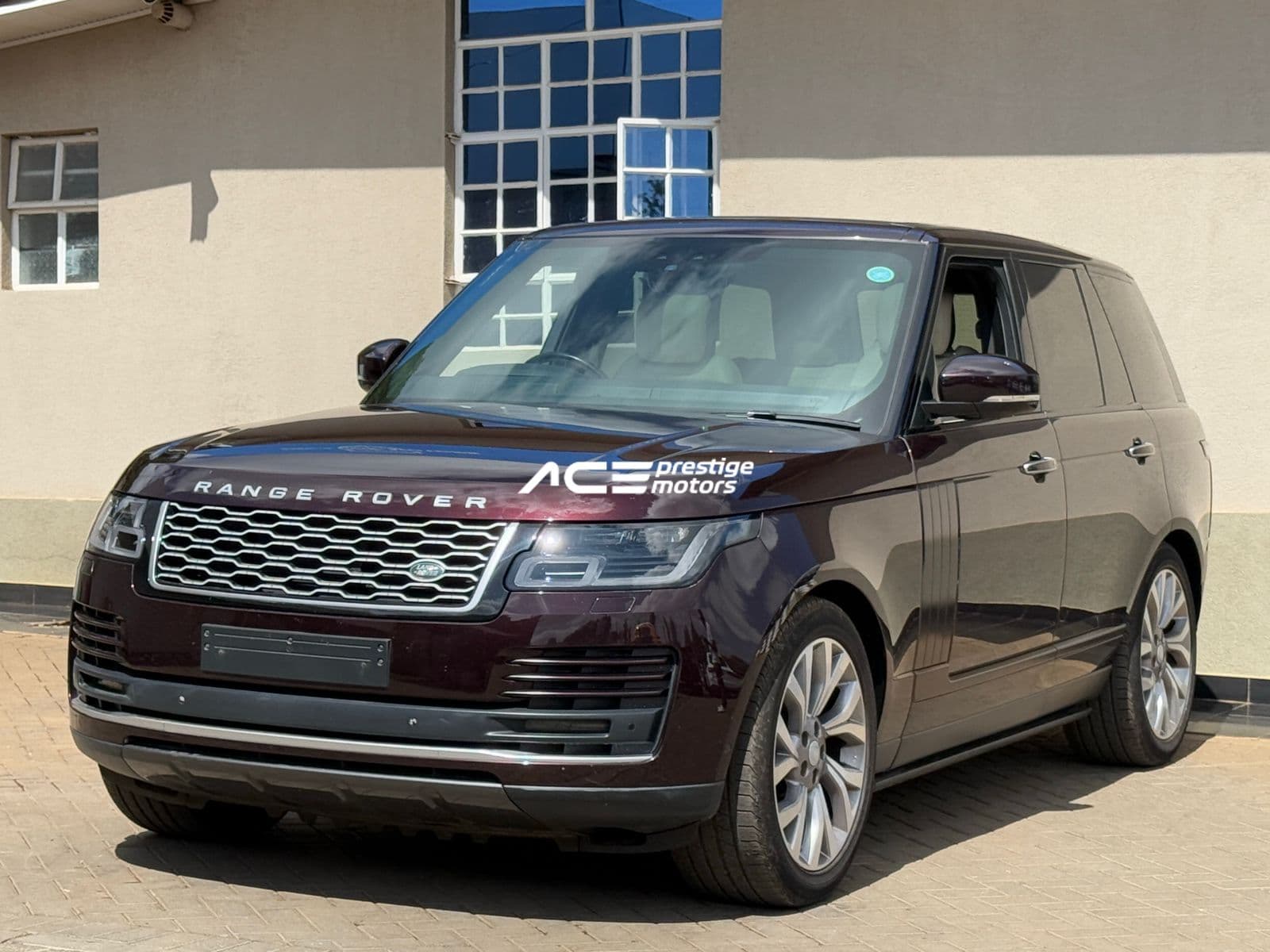 Image of  Range Rover Vogue SE  YOM - 2018