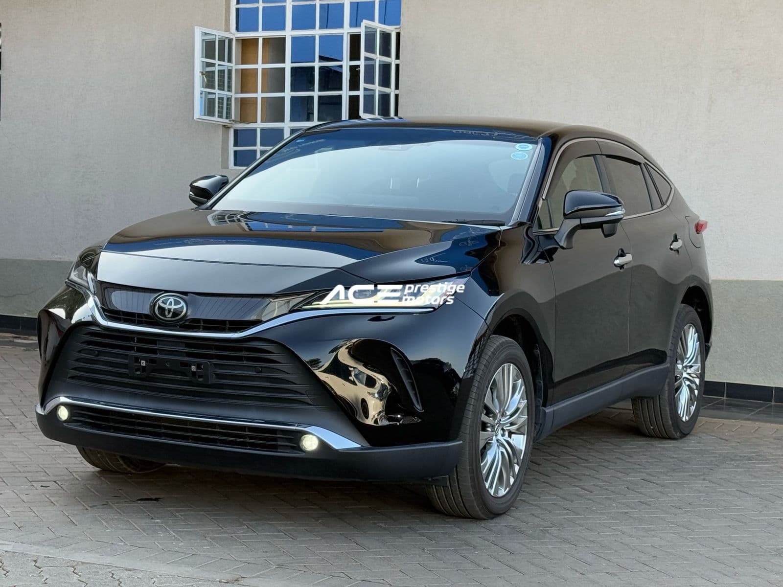 Image of  Toyota Harrier YOM - 2020
