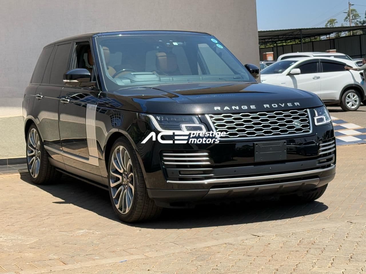 Image of Range Rover Vogue Autobiography YOM - 2019