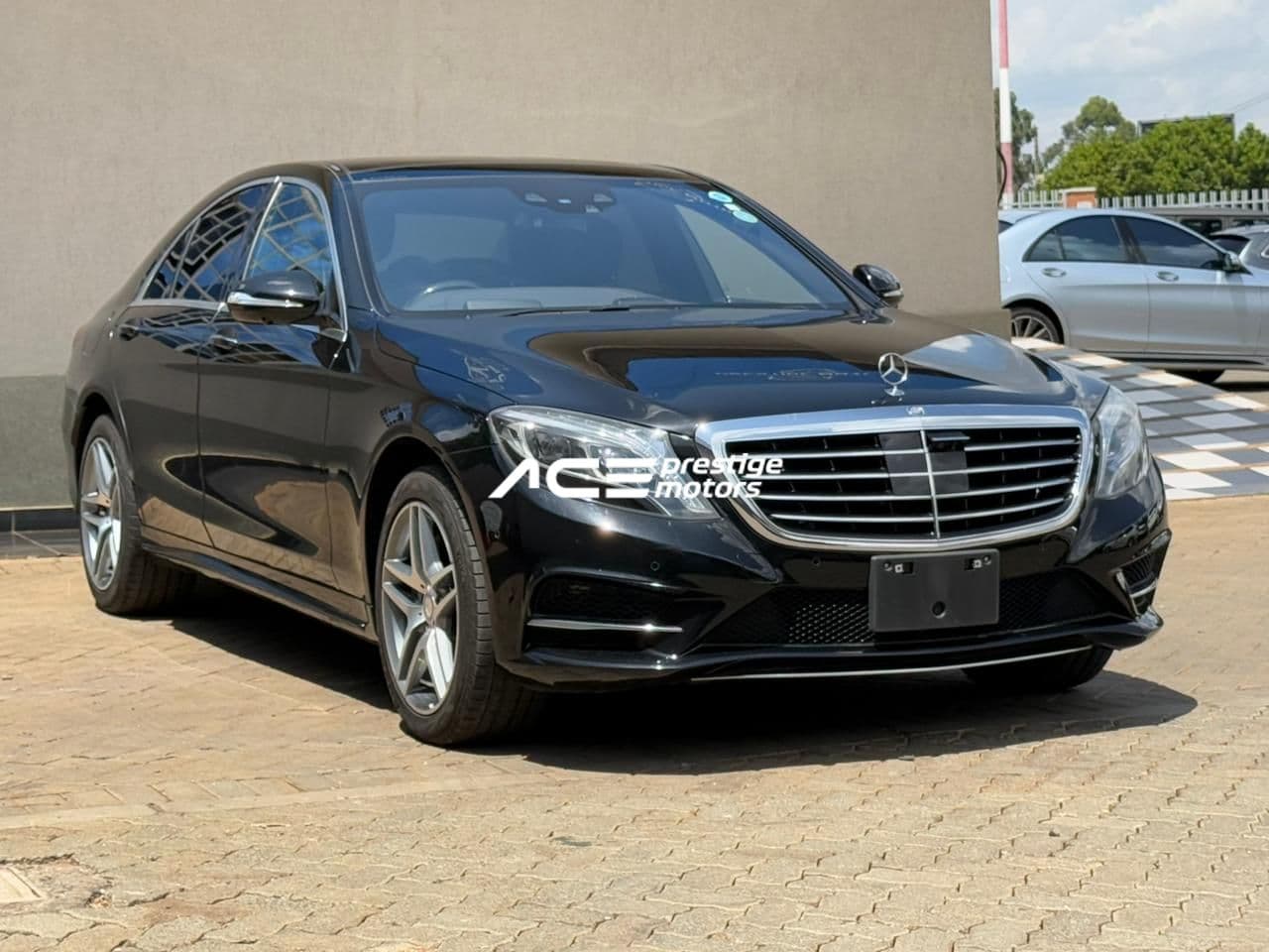 Image of Mercedes Benz S400h YOM - 2017