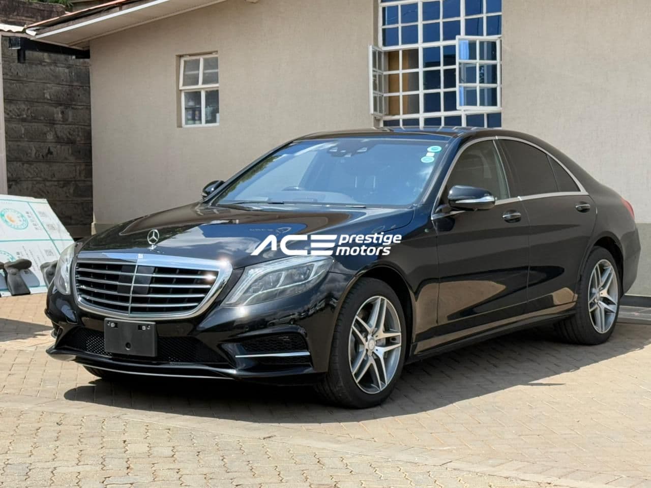 Image of Mercedes Benz S400h YOM - 2017