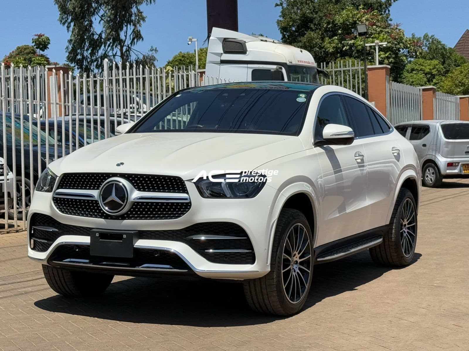Image of Mercedes Benz GLE 400d YOM - 2020