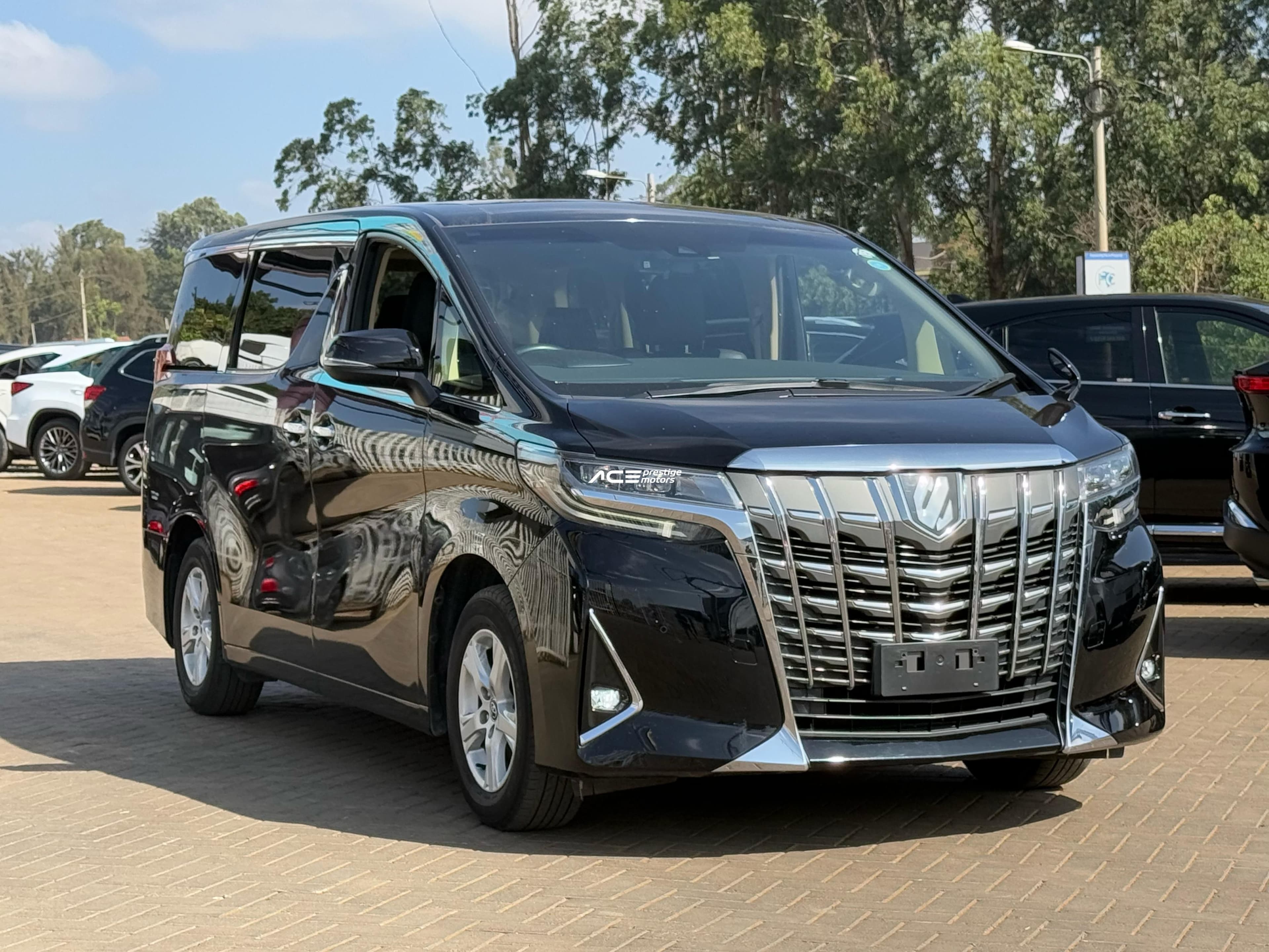 Image of  Toyota Alphard YOM - 2017