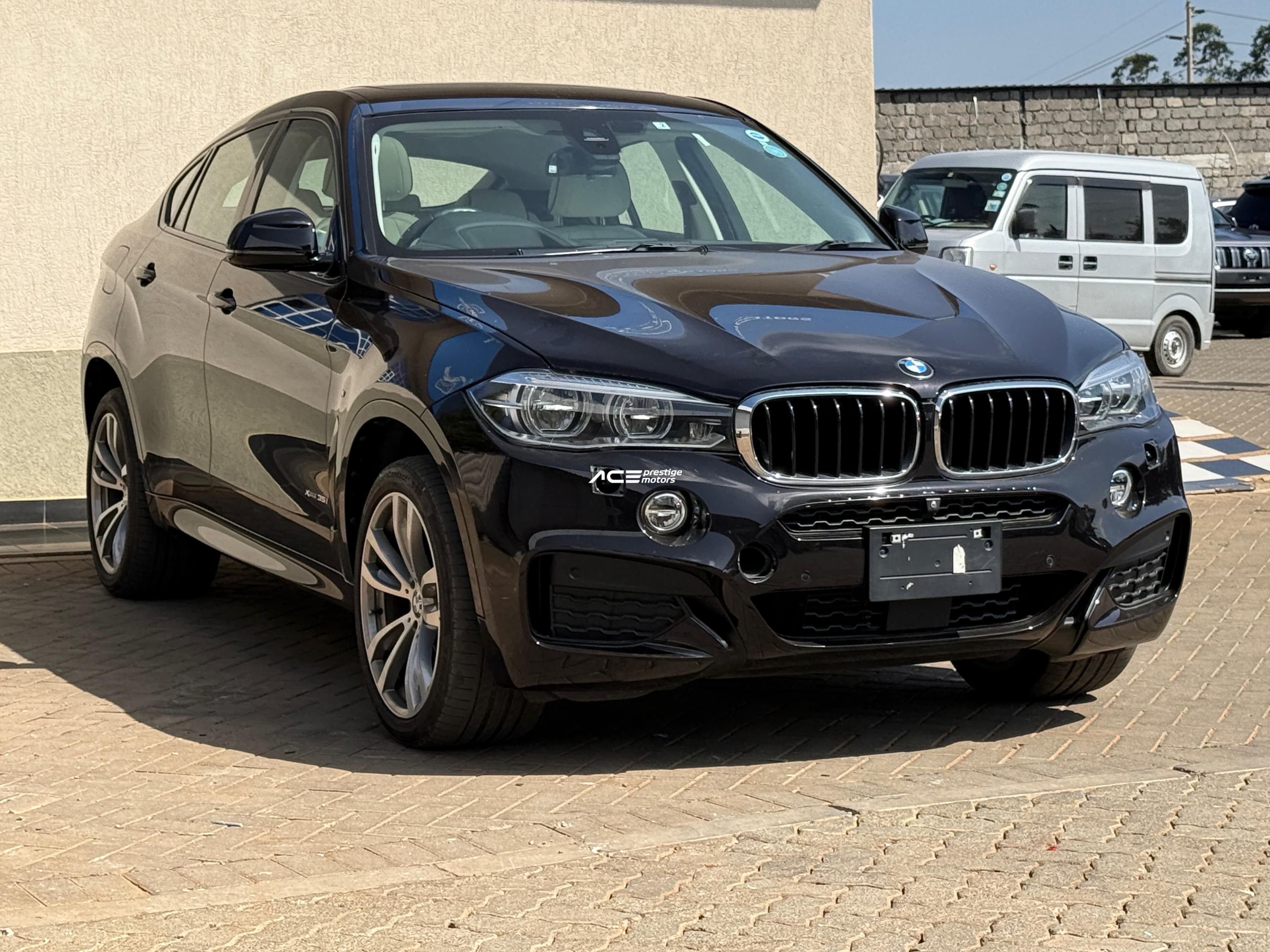 Image of BMW X6 xDrive35i  YOM - 2017