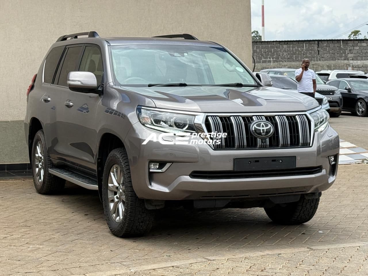 Image of Toyota Land Cruiser Prado VXL YOM - 2019