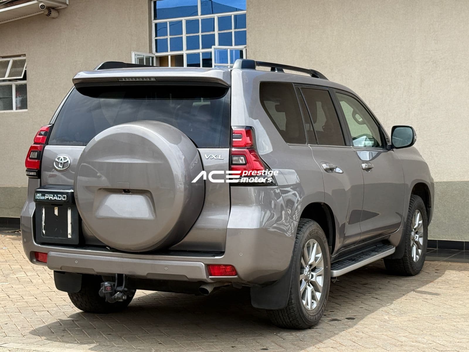 Image of Toyota Land Cruiser Prado VXL YOM - 2019