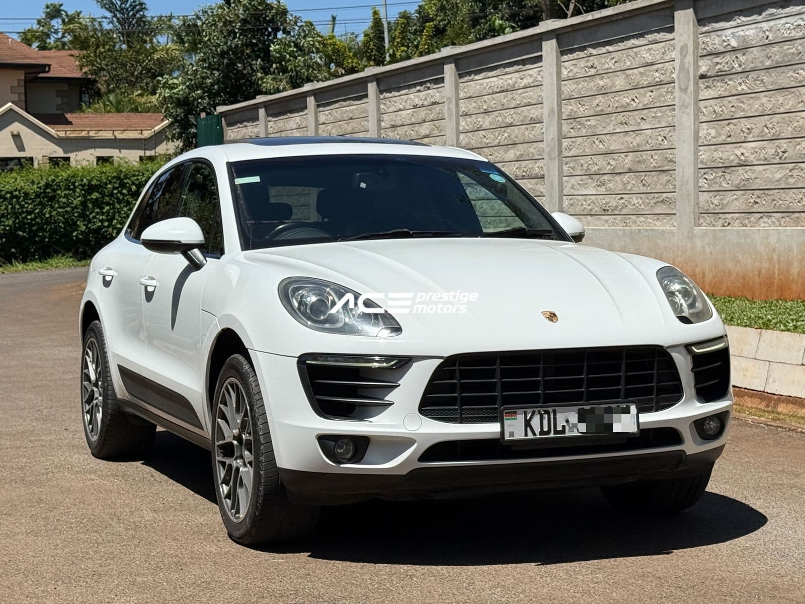 Image of  Porsche Macan YOM - 2015