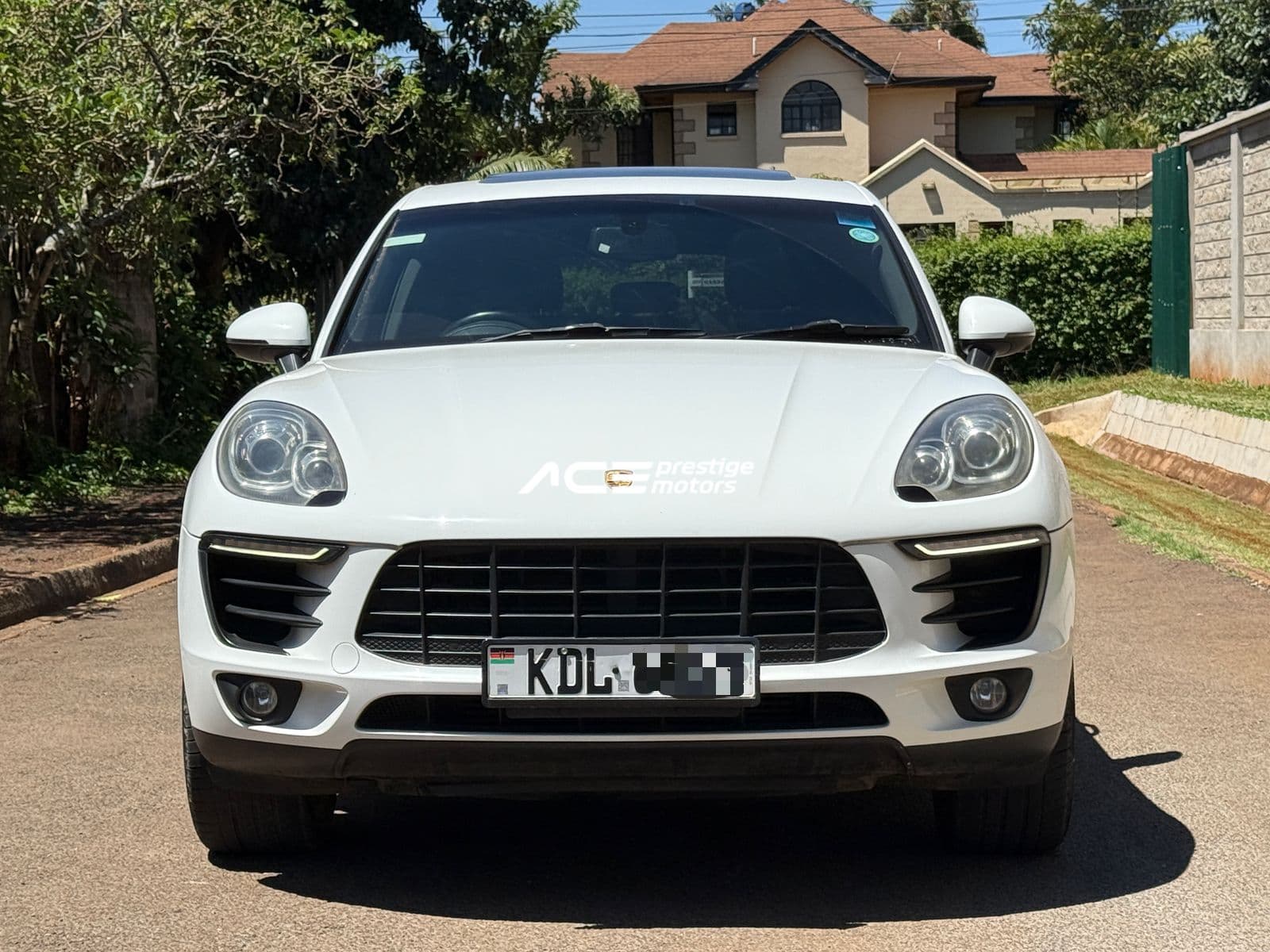 Image of  Porsche Macan YOM - 2015