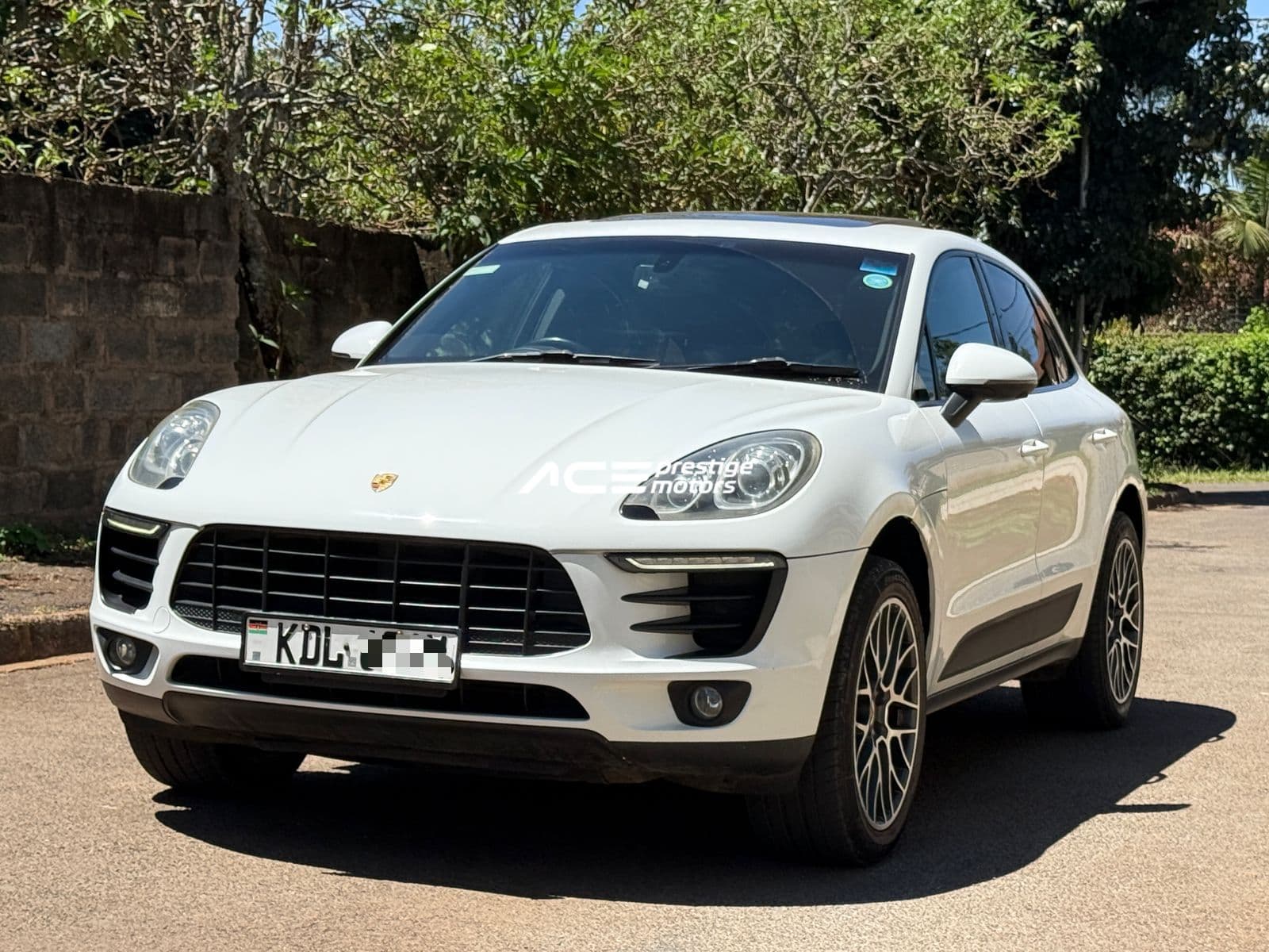 Image of  Porsche Macan YOM - 2015